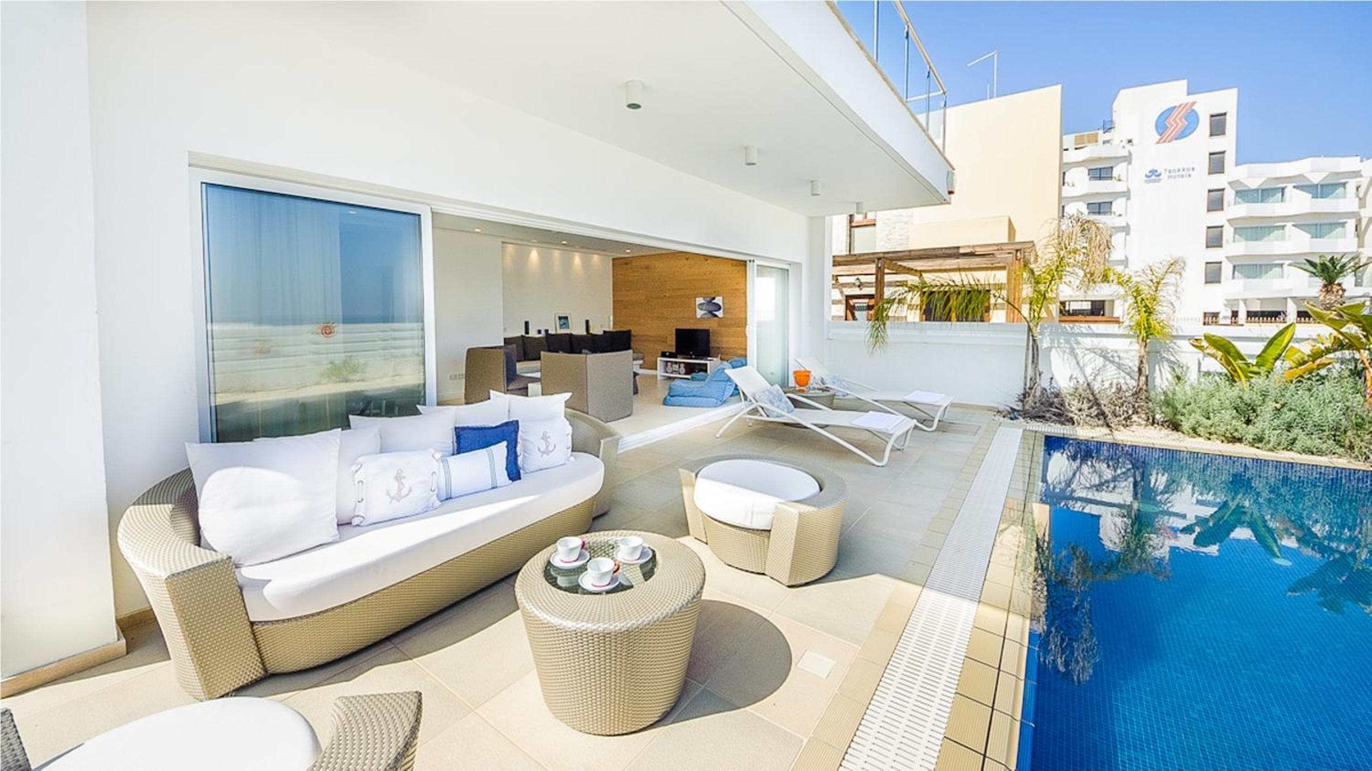 Protaras Holiday Villa 100