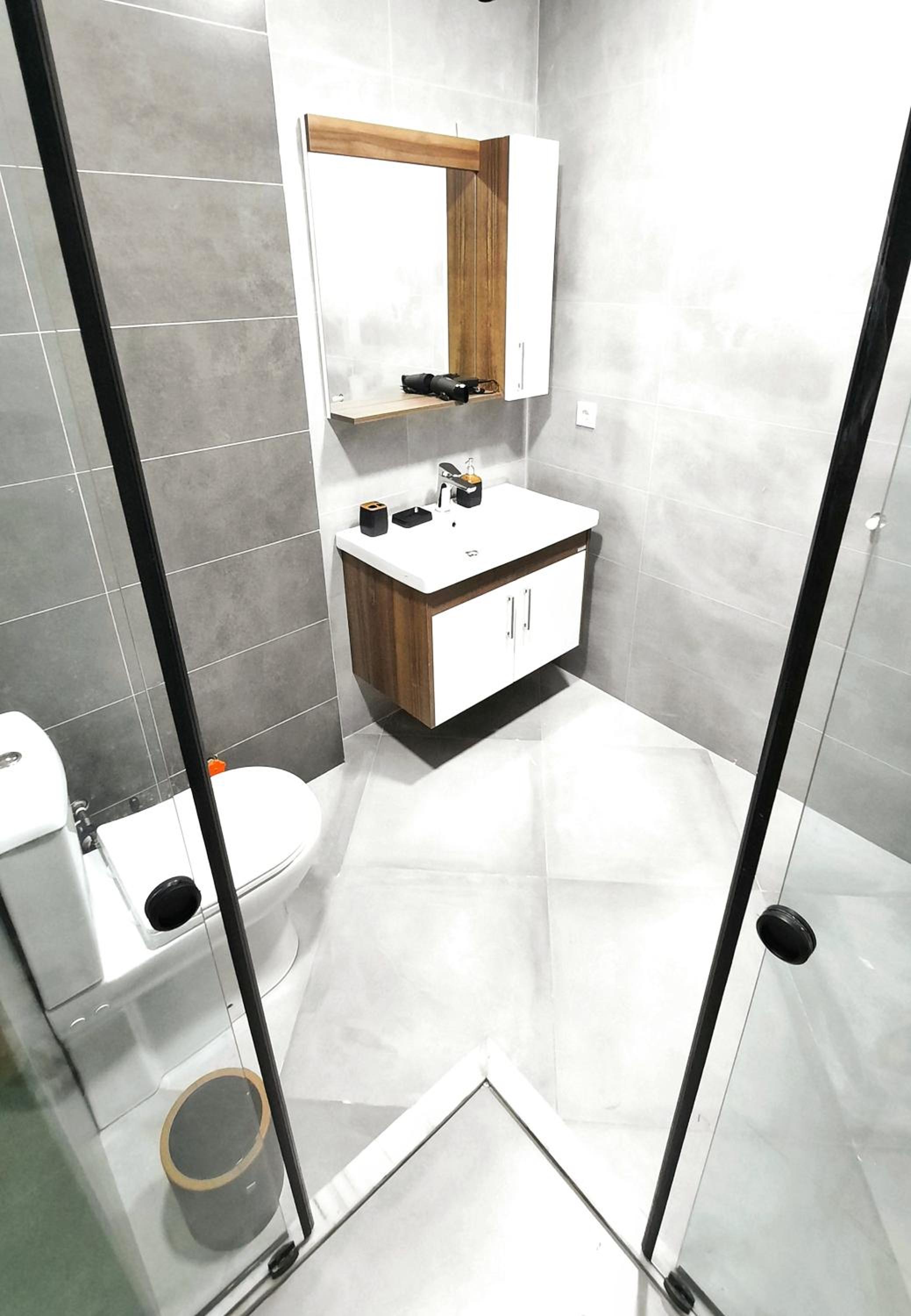 Sea View Metro City Apartment view 4