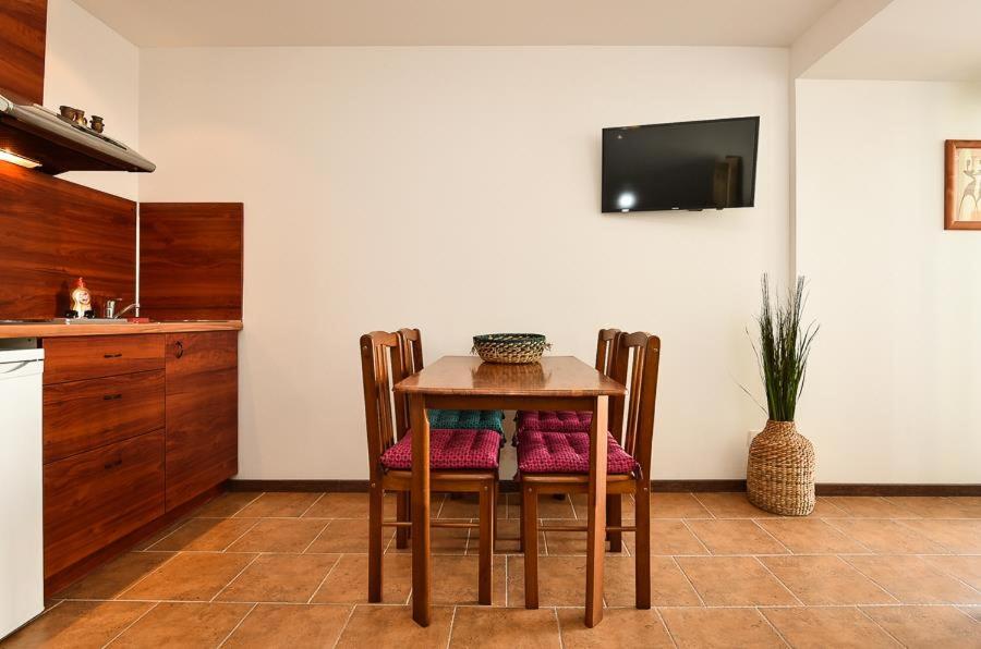 Hakuna Matata apartment view 2