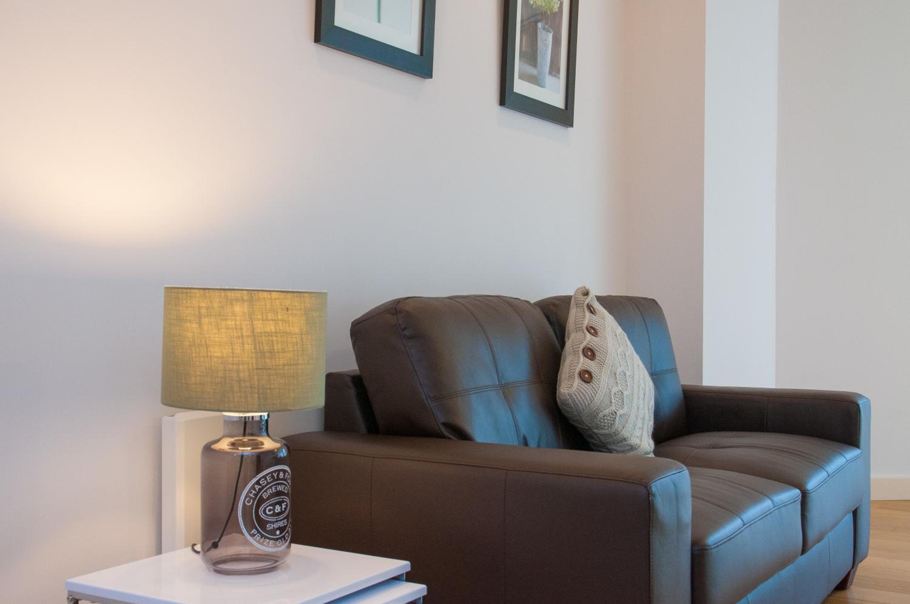 Cleyro Serviced Apartments - Finzels Reach
