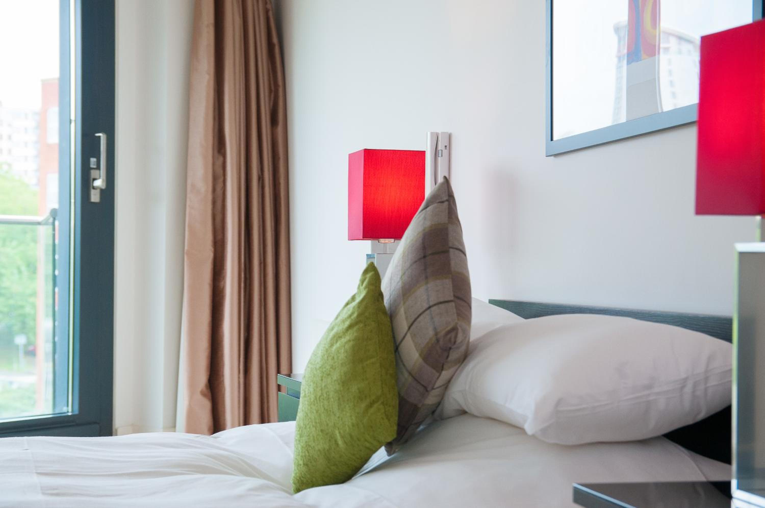 Cleyro Serviced Apartments - Finzels Reach