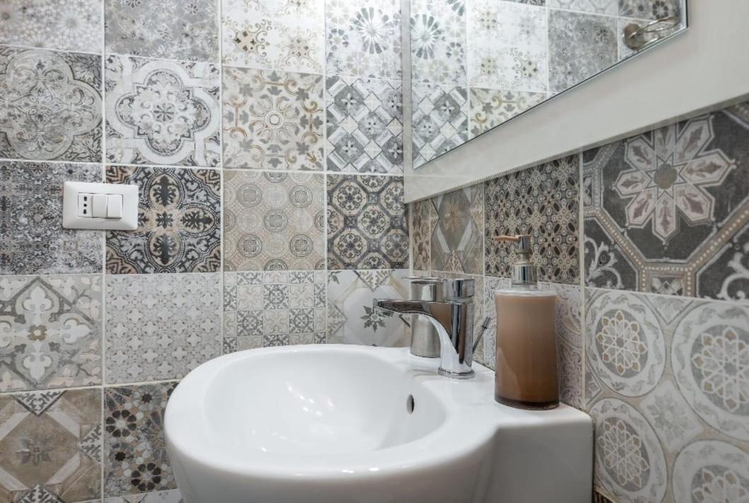 Trastevere rome's heart charming & cozy appartment