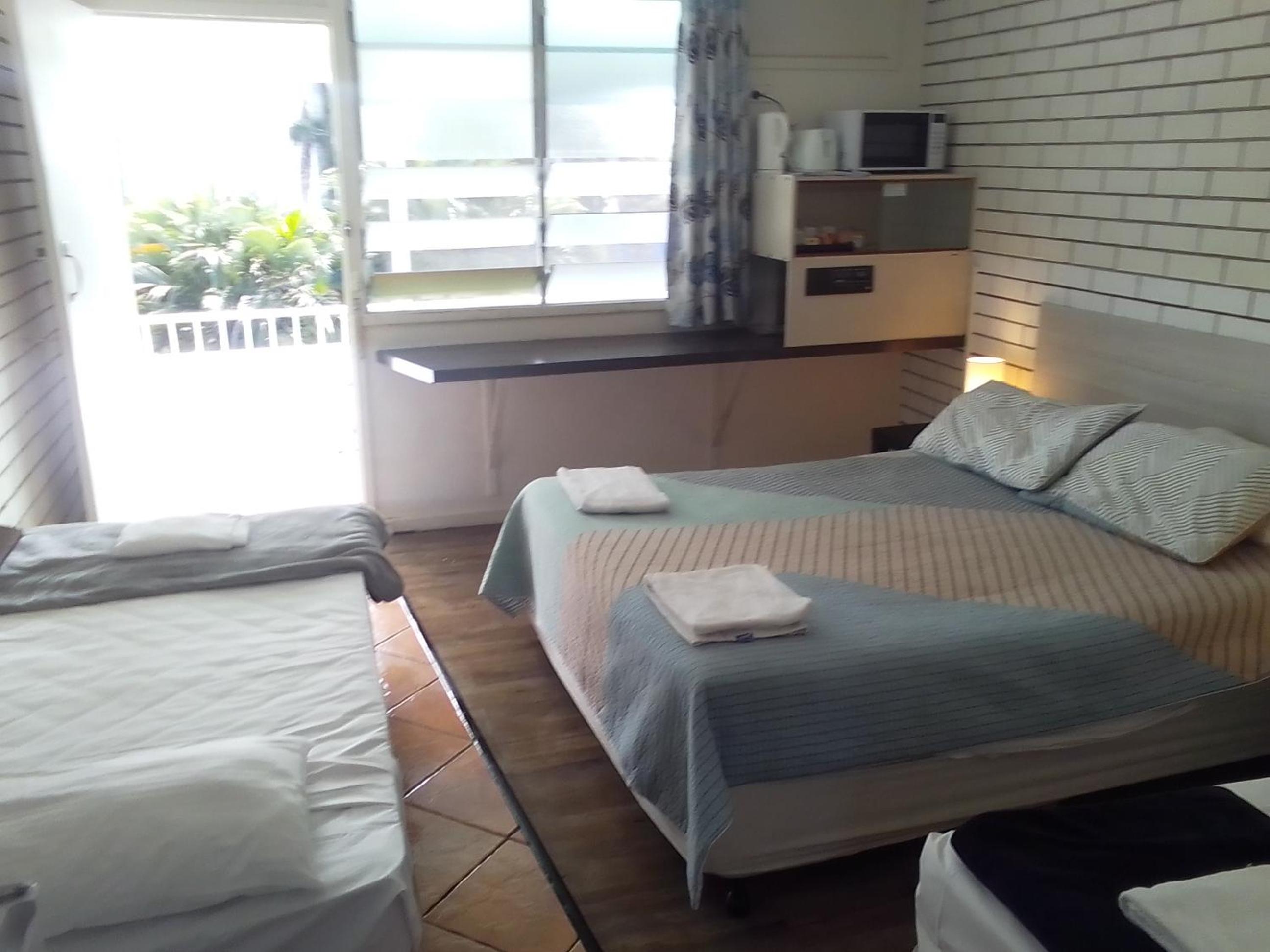 Paradise Motel