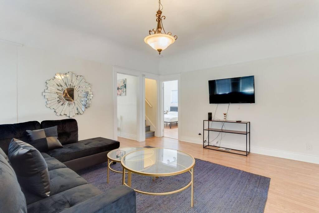 5 Bedroom Koreatown Charmer near DTLA