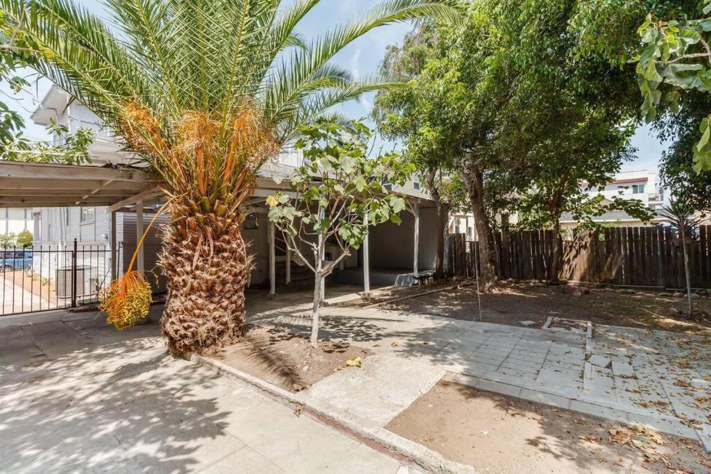 5 Bedroom Koreatown Charmer near DTLA