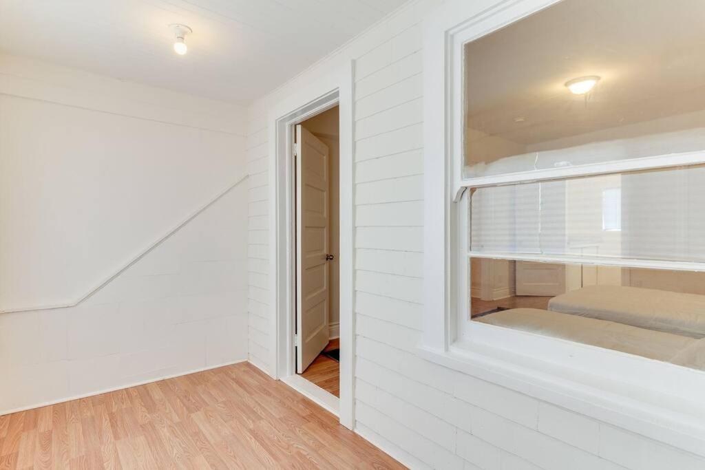5 Bedroom Koreatown Charmer near DTLA
