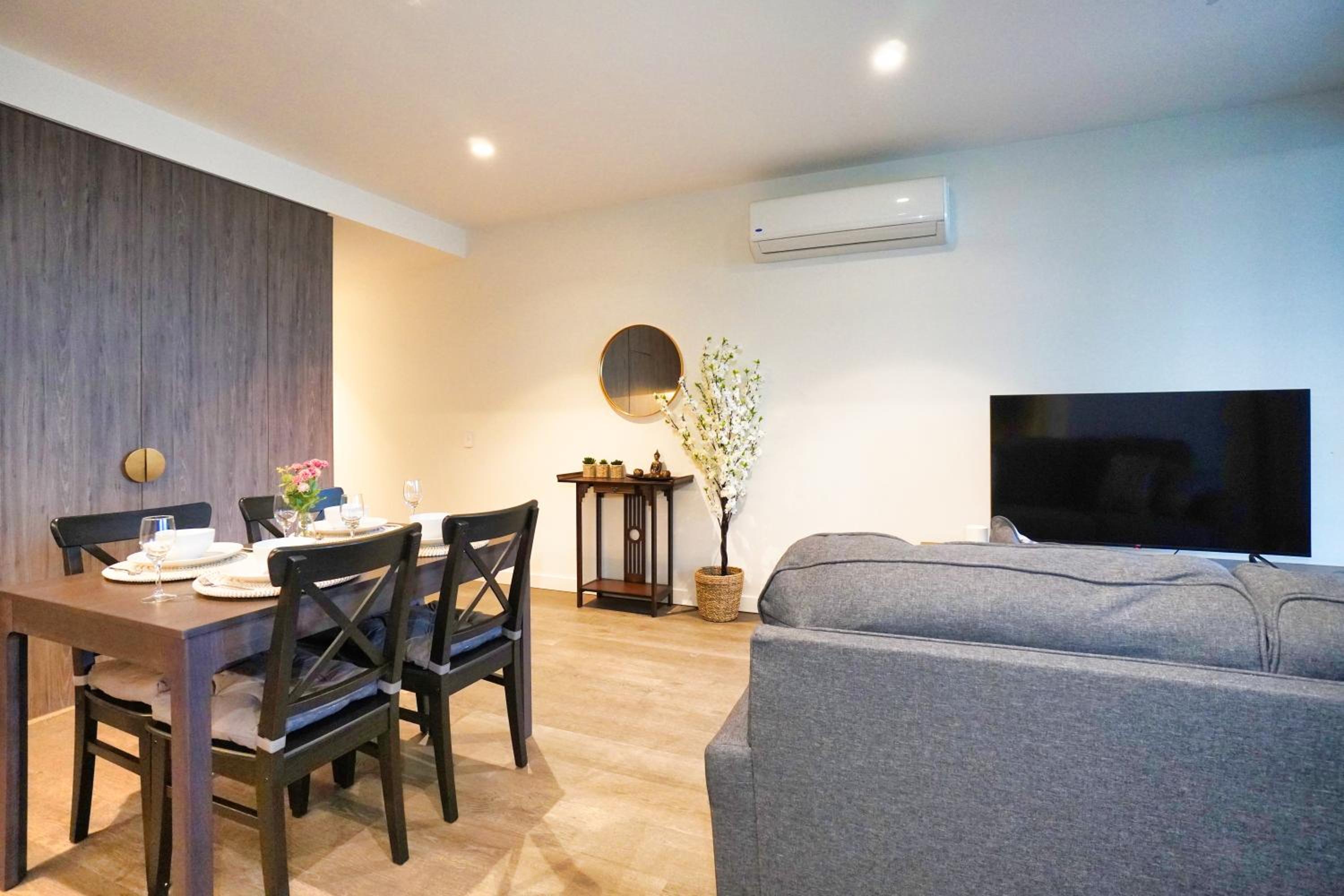 Luxury City Zen Apartment Rundle Mall with Gym, BBQ view 2