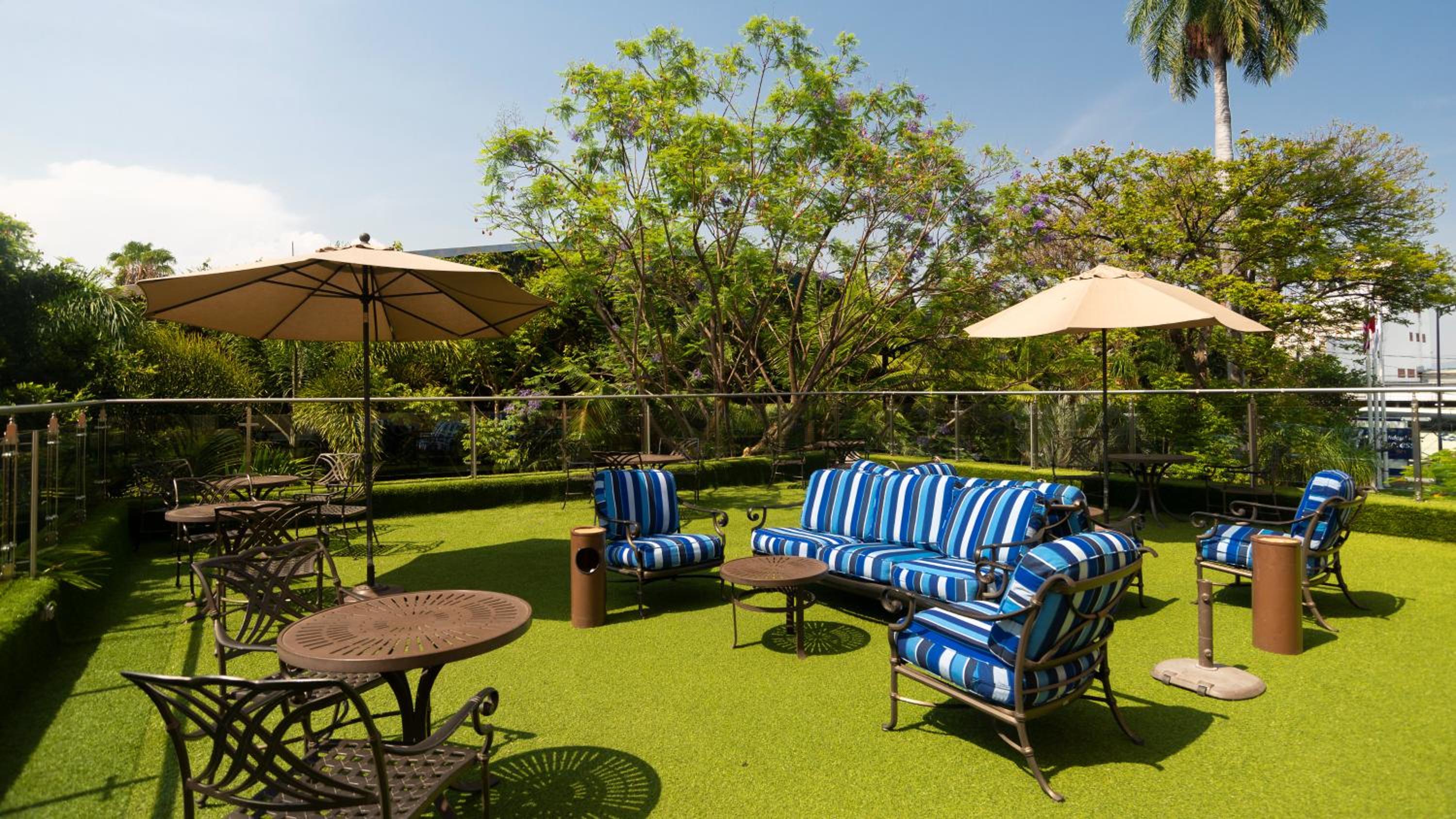 Holiday Inn Express & Suites Cuernavaca by IHG