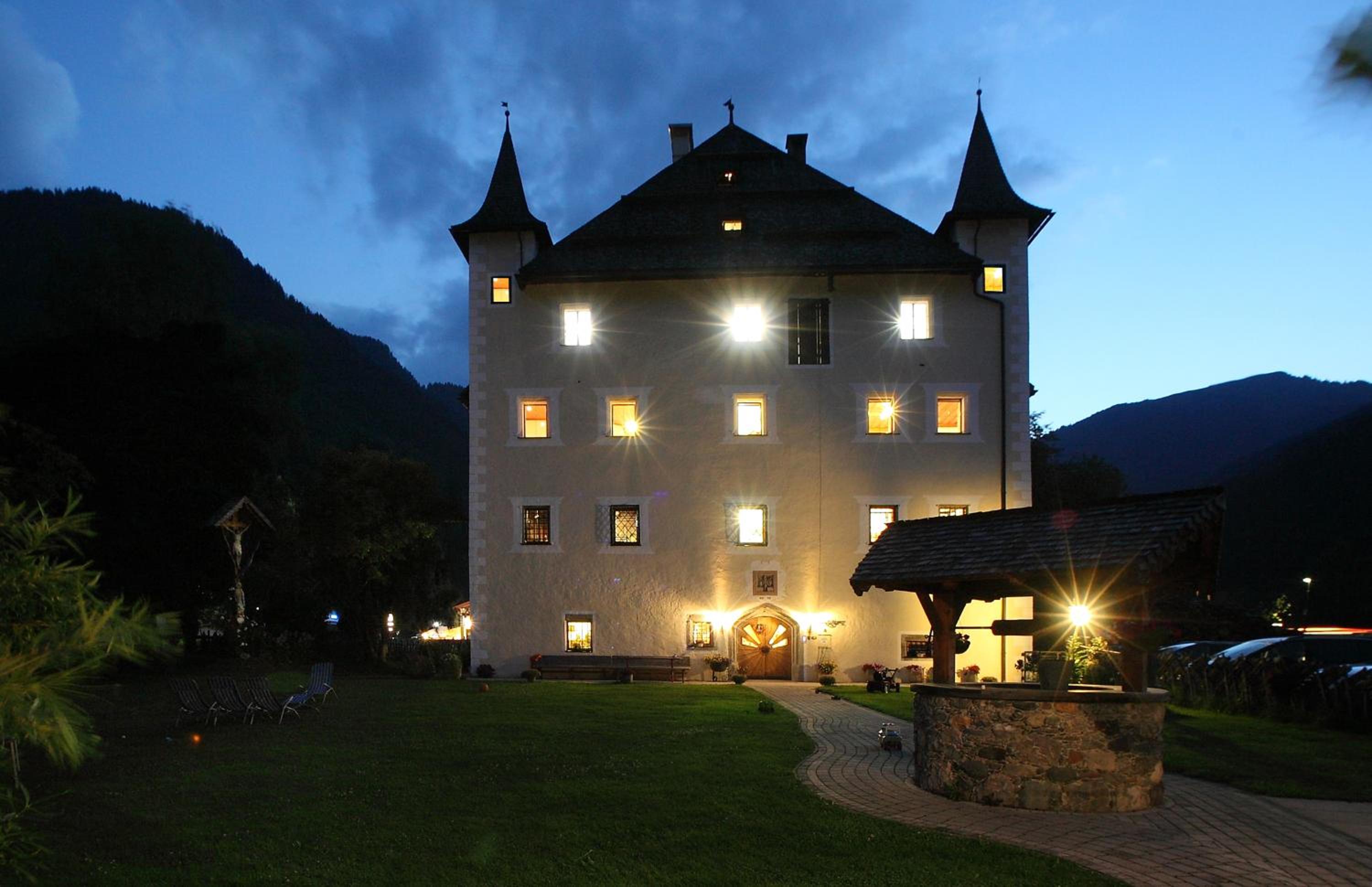 Schloss Saalhof view 2