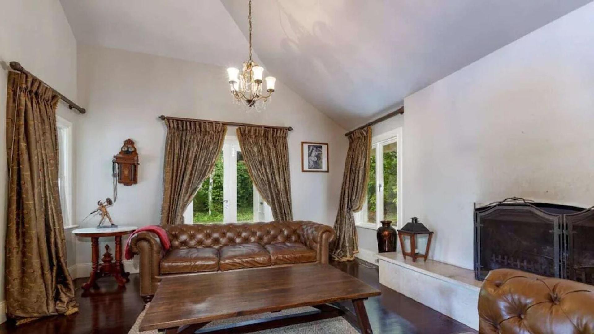 Ellengowan In Leura on 2 acres view 2