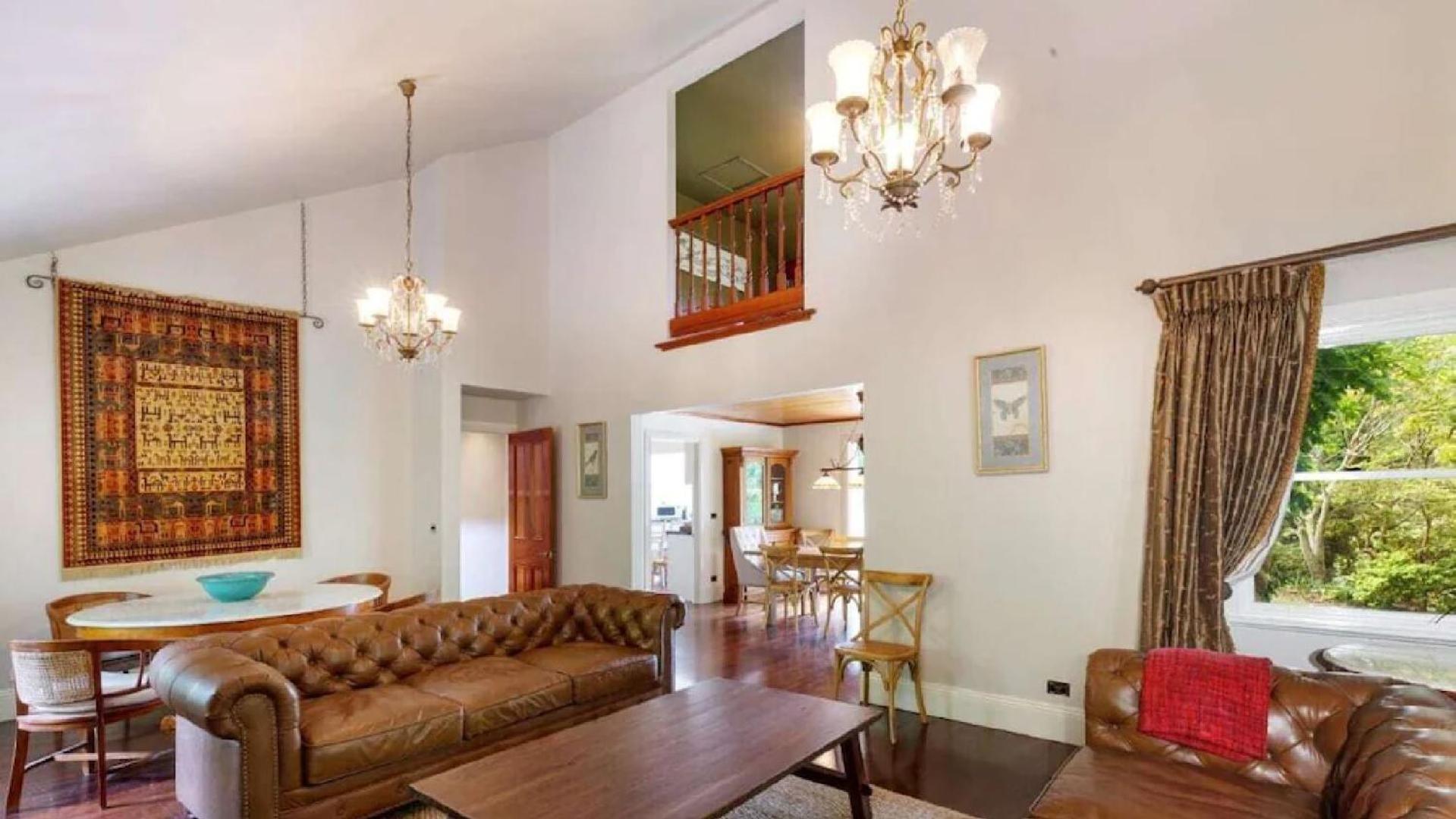 Ellengowan In Leura on 2 acres view 5