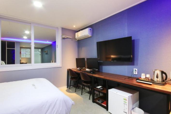 Java Hotel