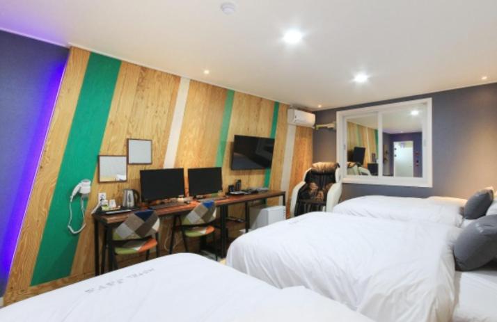 Java Hotel