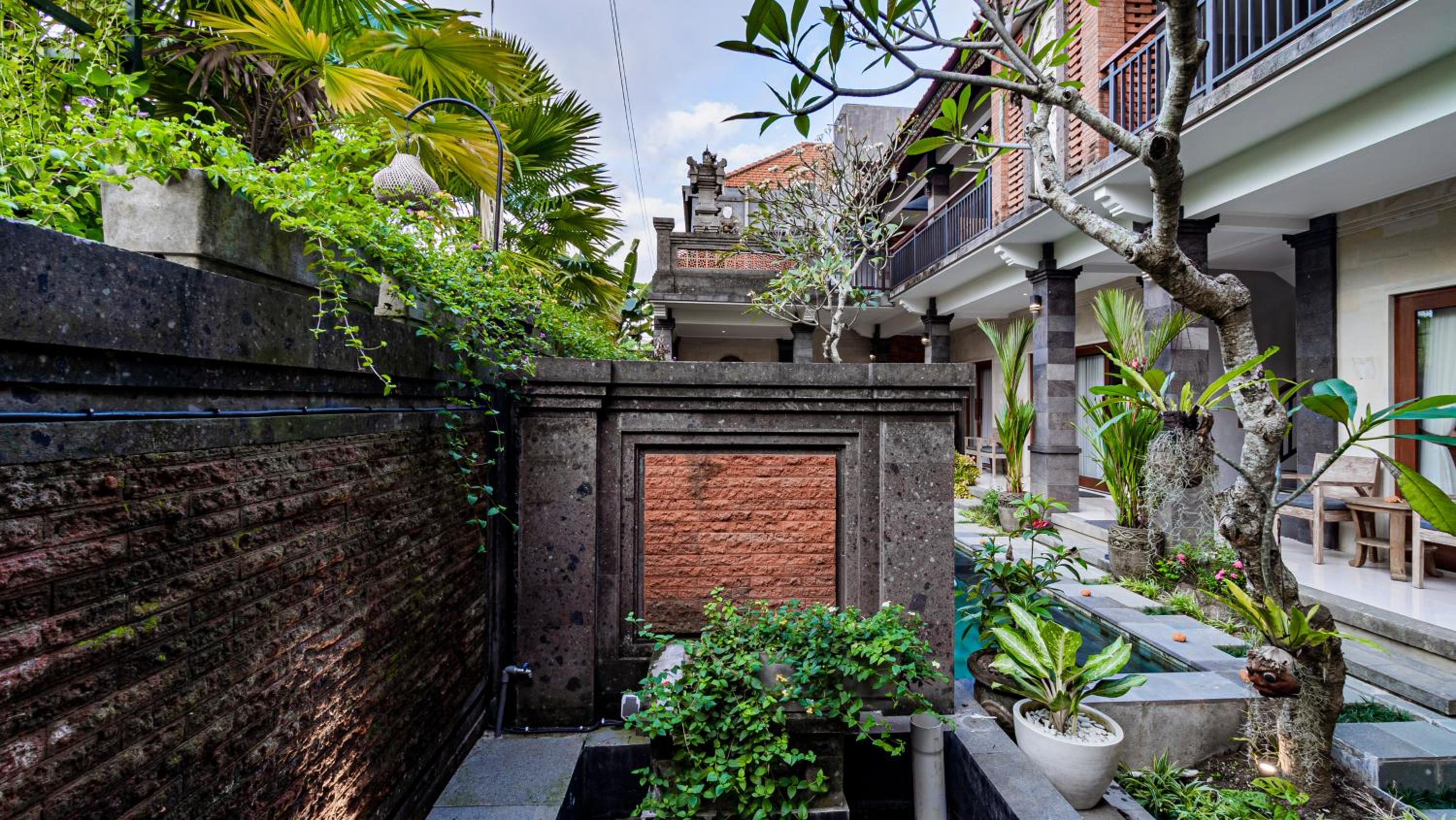 Ayu Sari Guesthouse Ubud by Mahaputra view 5