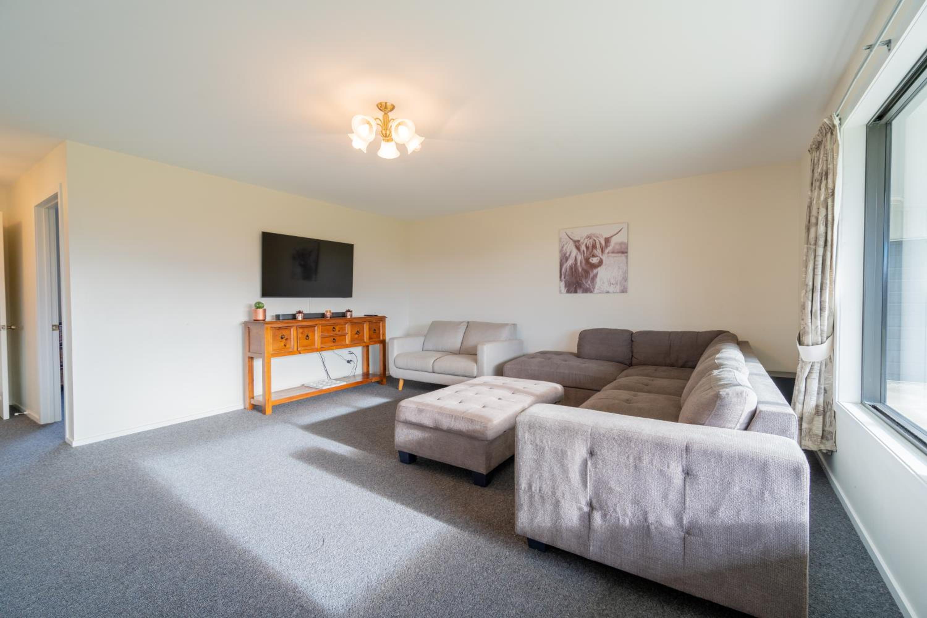 Acheron Homestead - Te Anau Holiday Home view 2
