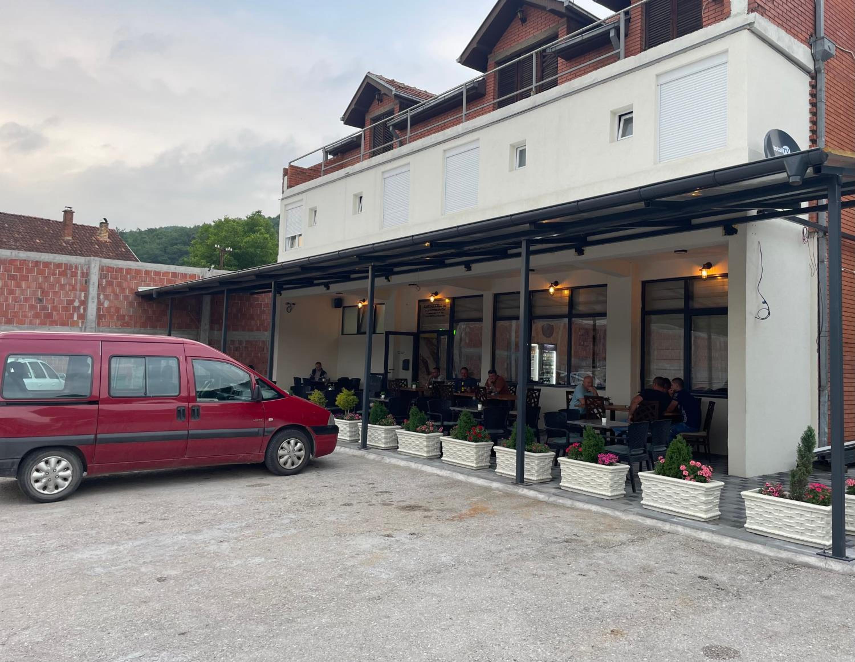 Photo 74