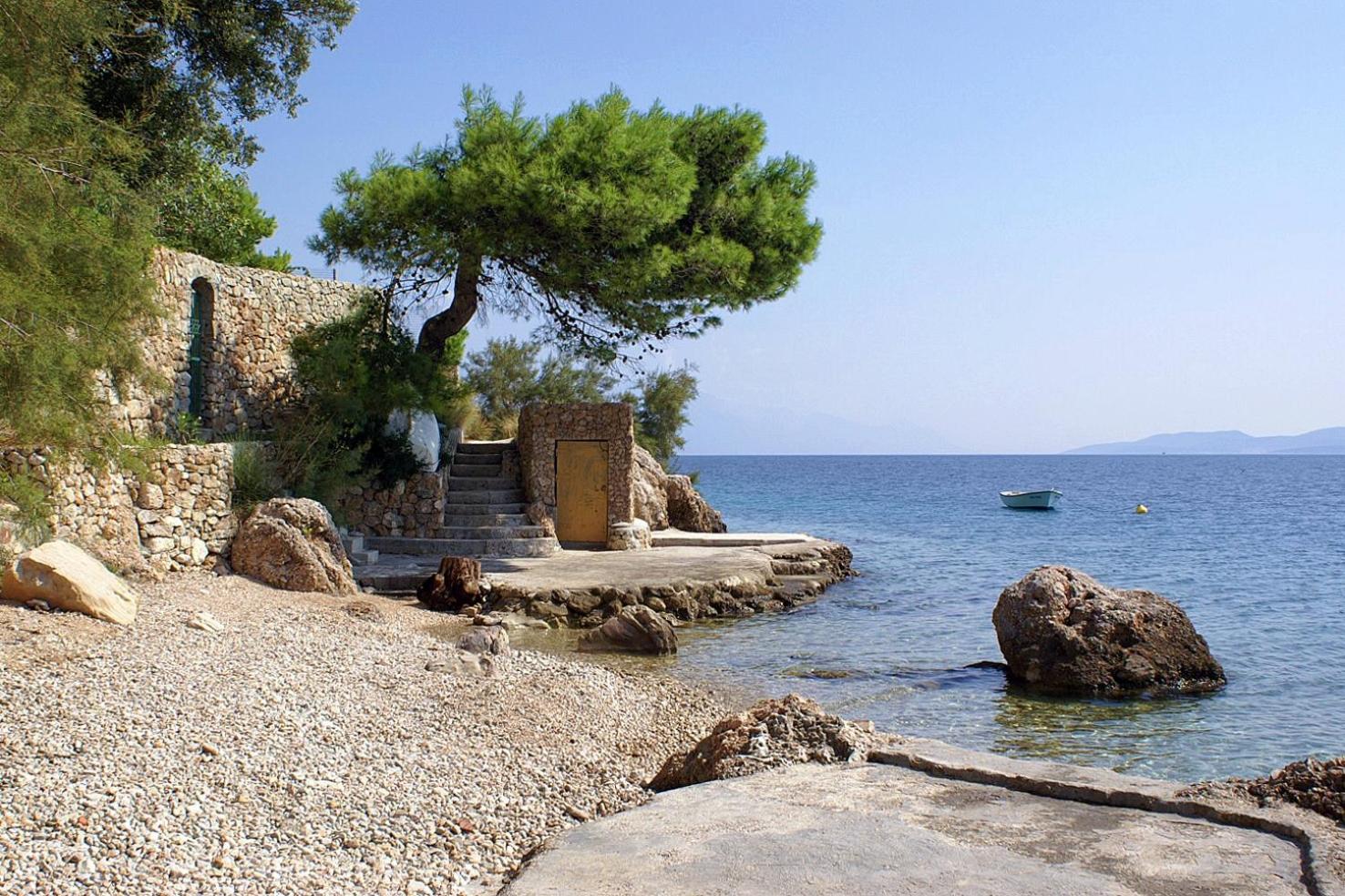 Family-friendly apartments with swimming pool Stanici, Omis - 18676 view 4