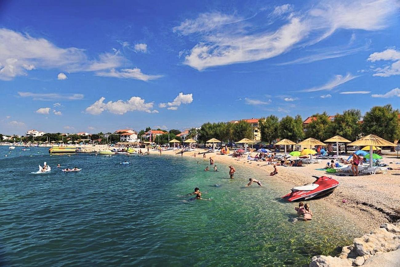 Apartments with parking space Vrsi - Mulo, Zadar - 18849 view 2