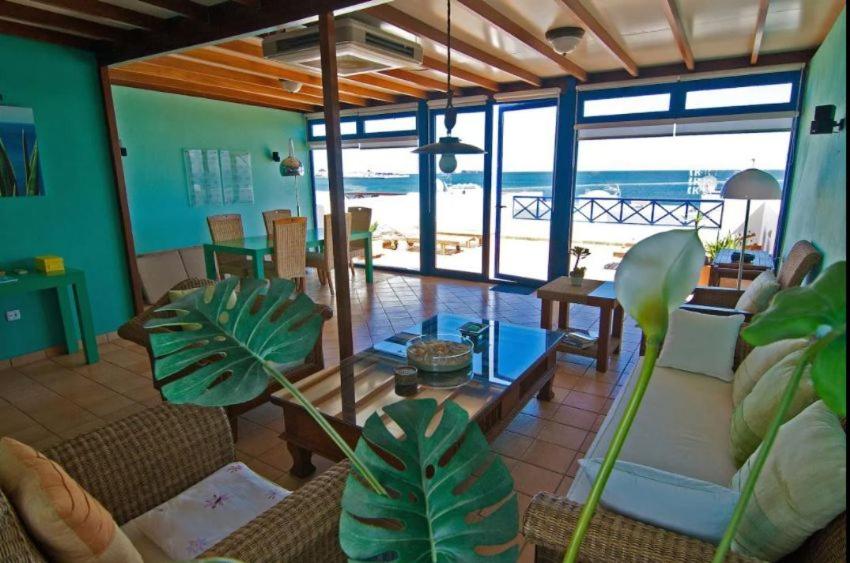 Hotel Playa Blanca Center Ocean View Apartment - Image 1