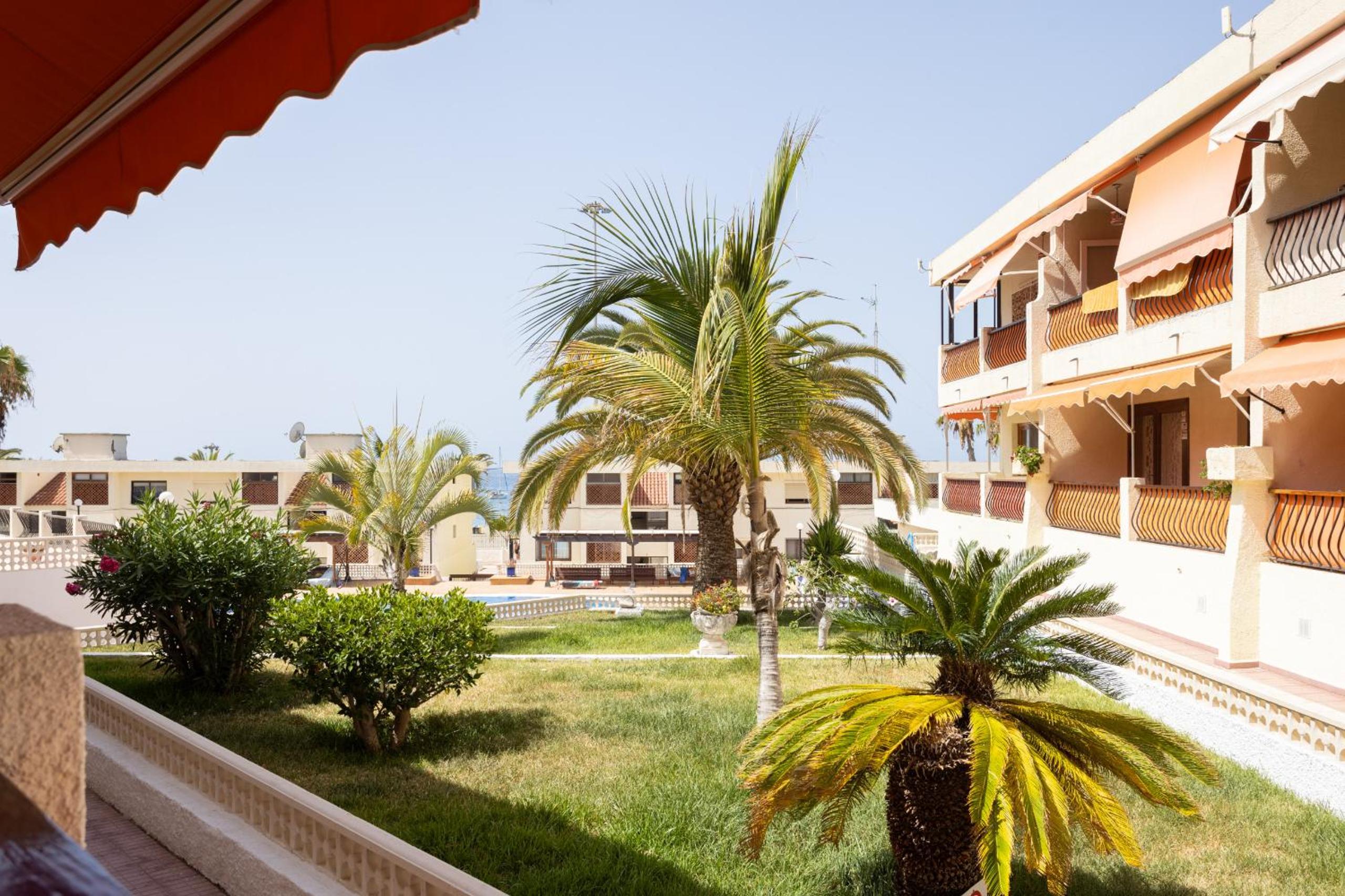 Close to Playa las Vistas with pool and parking view 2