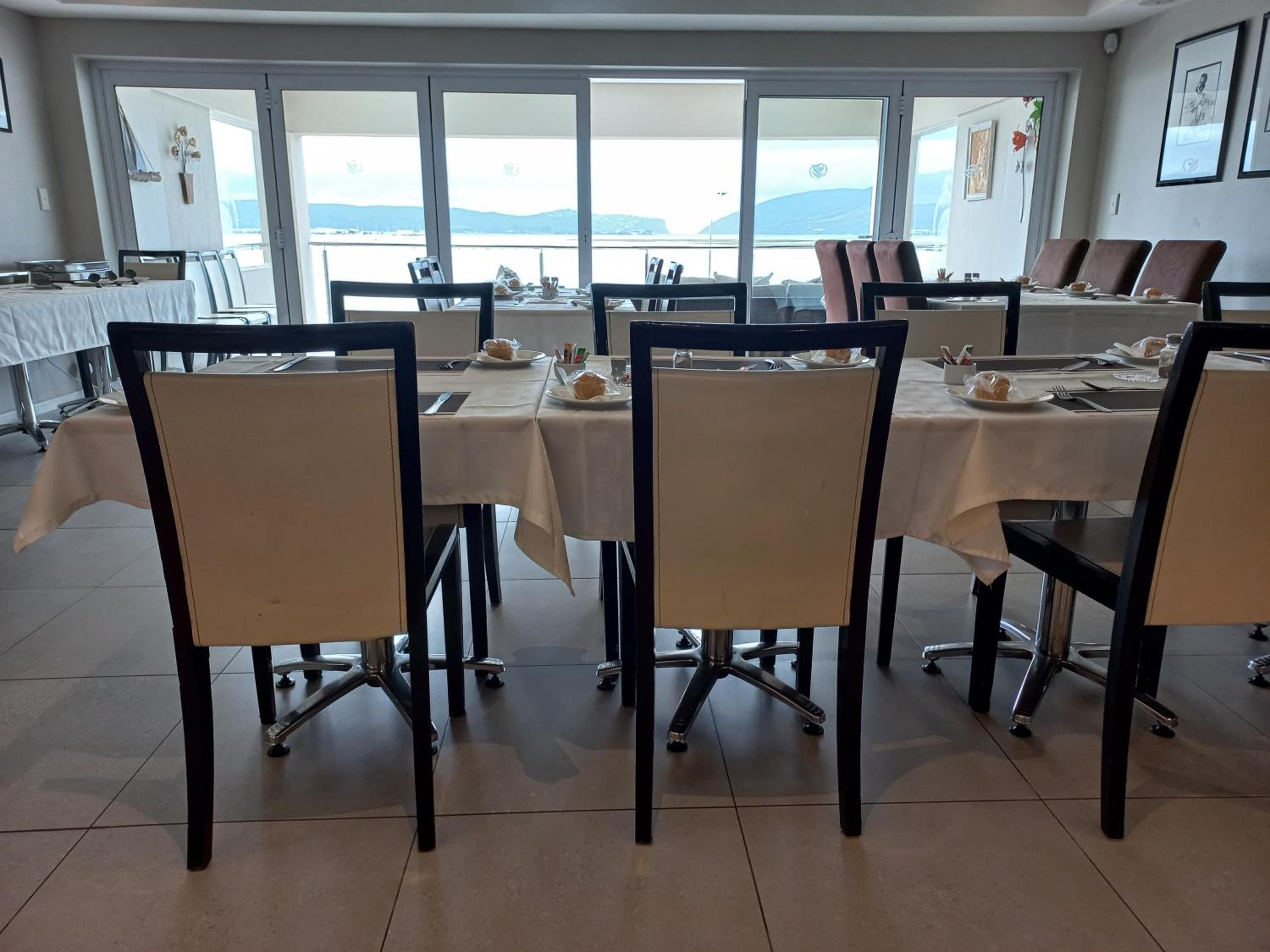 Phoenix Lodge and Waterside Accommodation