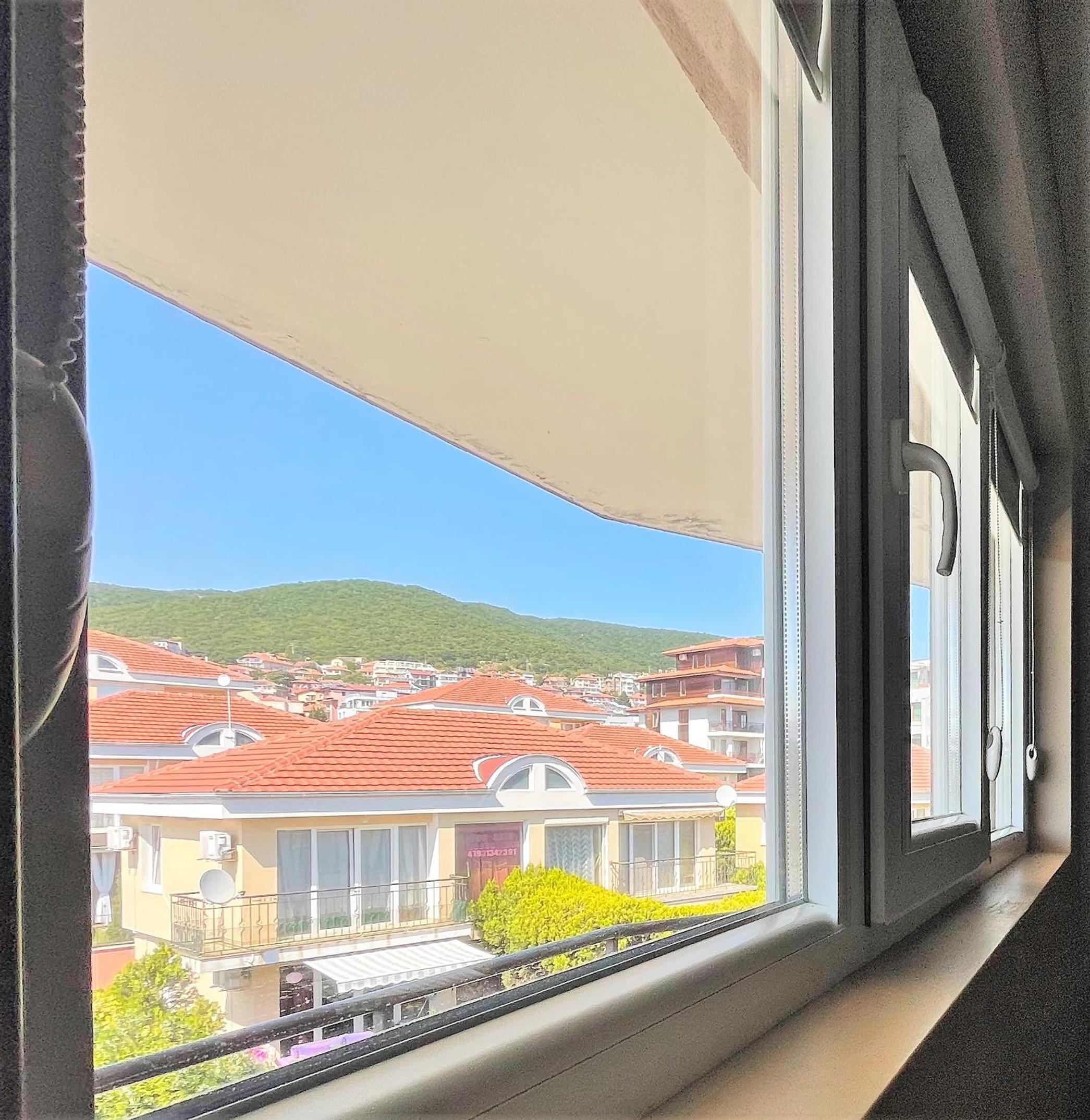 Cozy 1BD Apartment with a Lovely Sea View by Flat Mаnаger