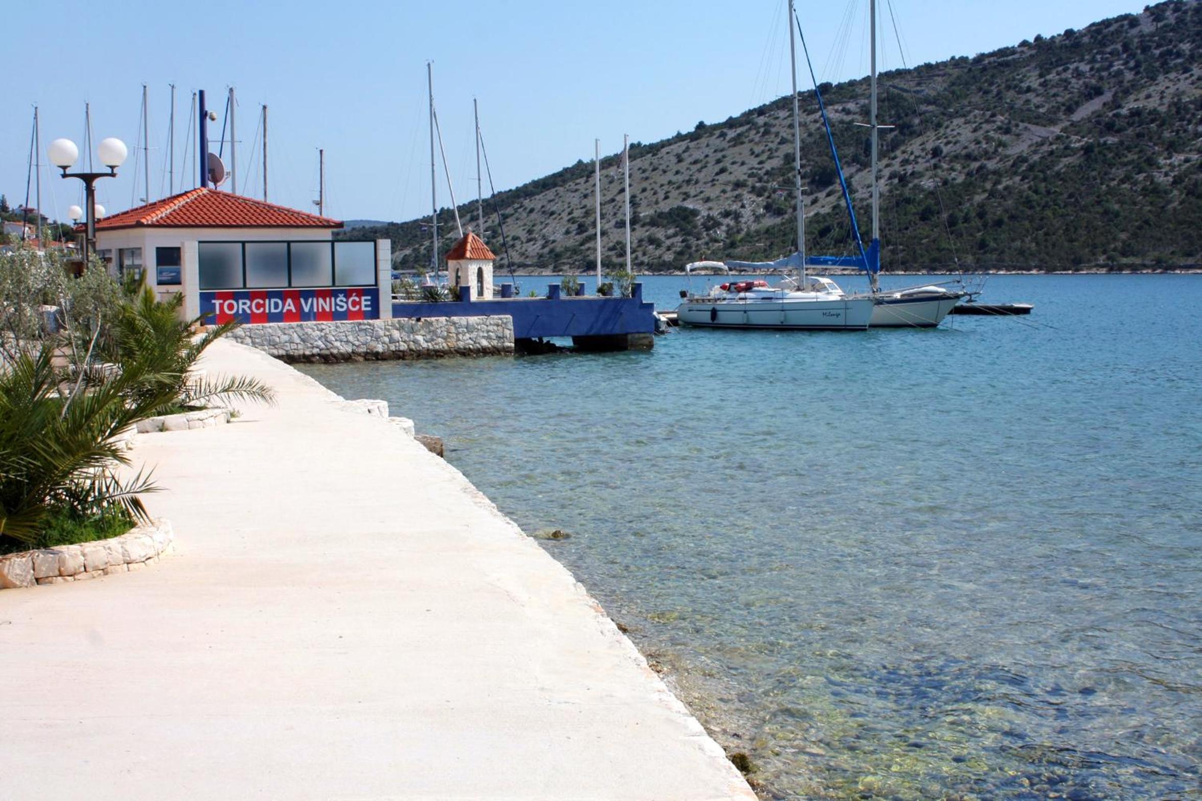 Family friendly house with a swimming pool Vinisce, Trogir - 19001 view 3