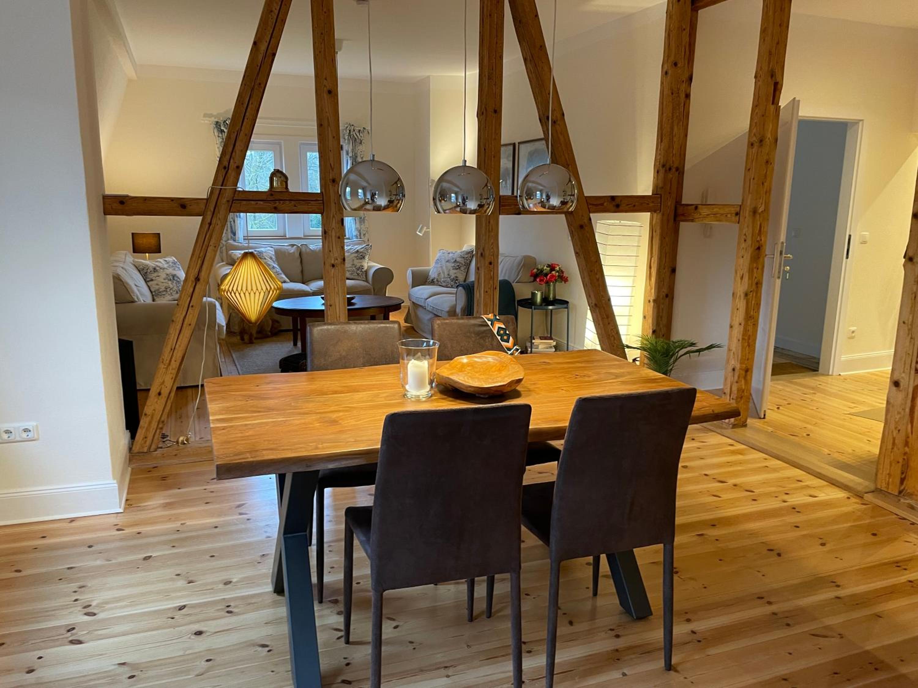 Schellnhof Forsthaus am Waldrand