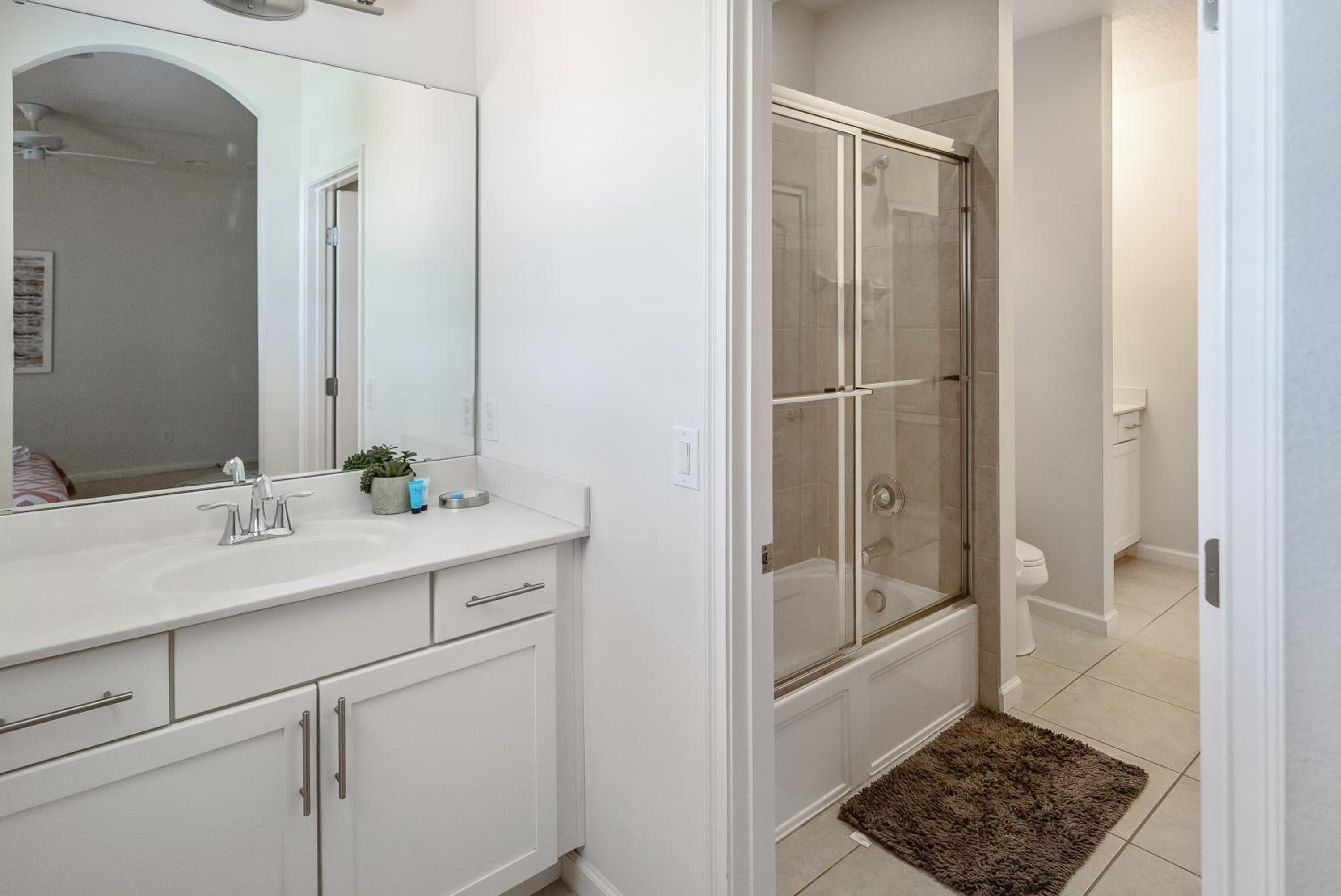 Veranda Palm Villa w Pool Game room near Disney