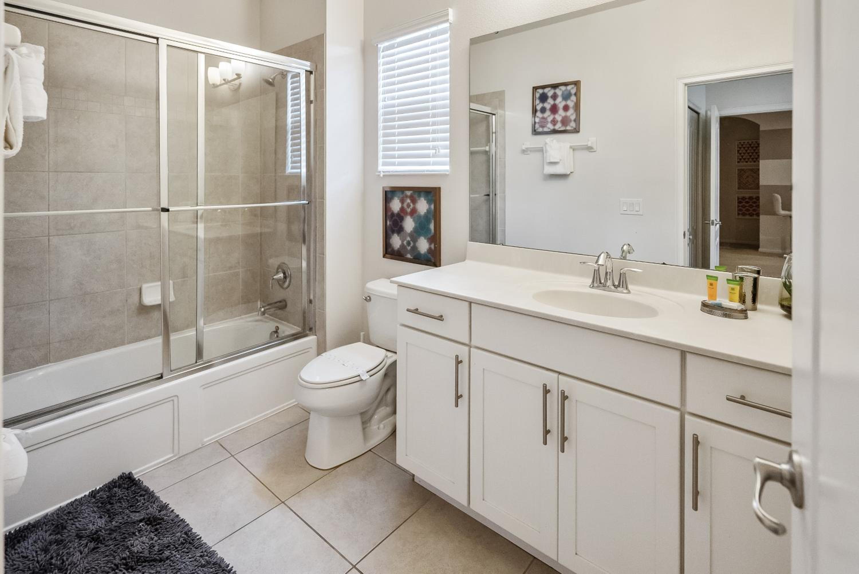 Veranda Palm Villa w Pool Game room near Disney
