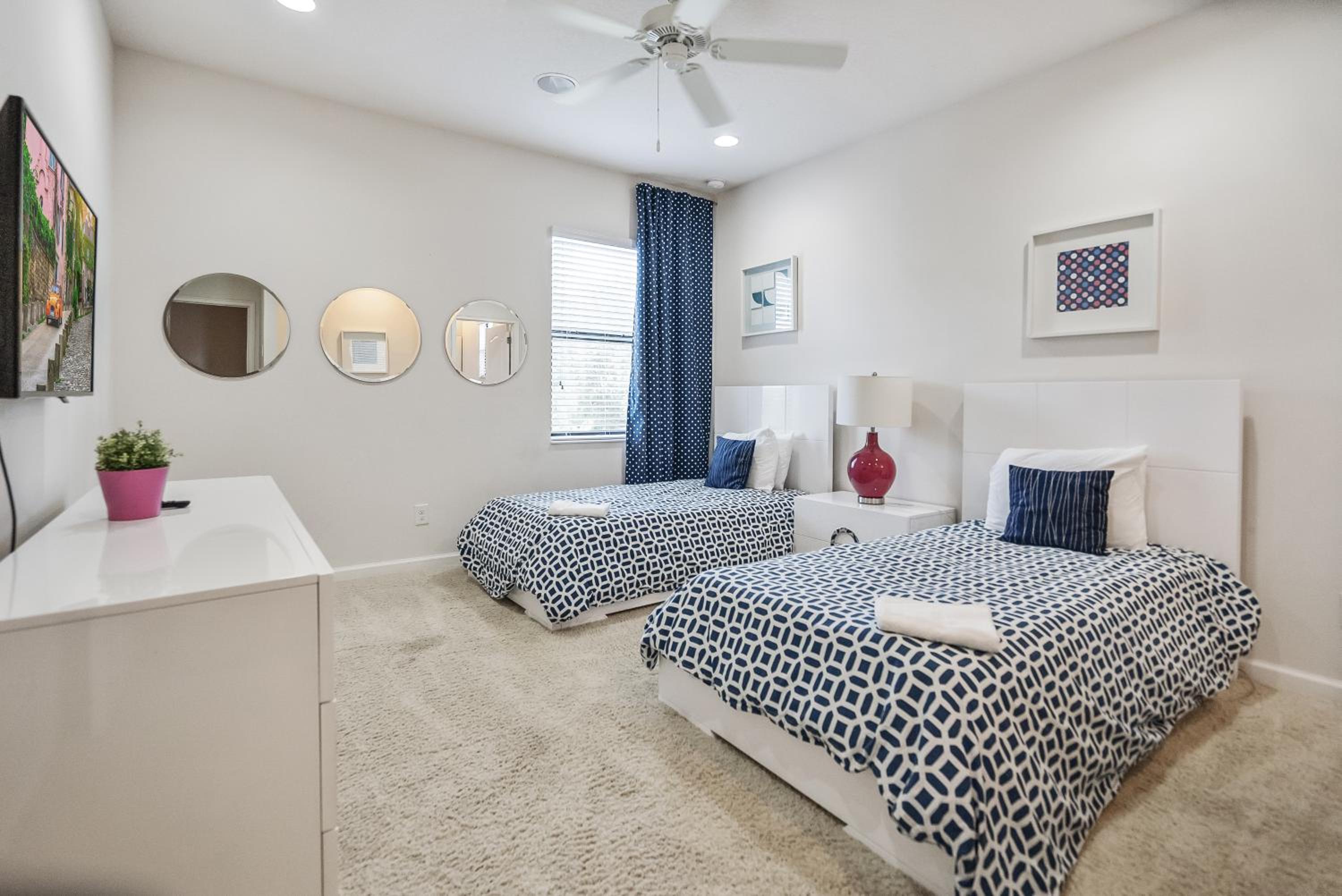 Veranda Palm Villa w Pool Game room near Disney