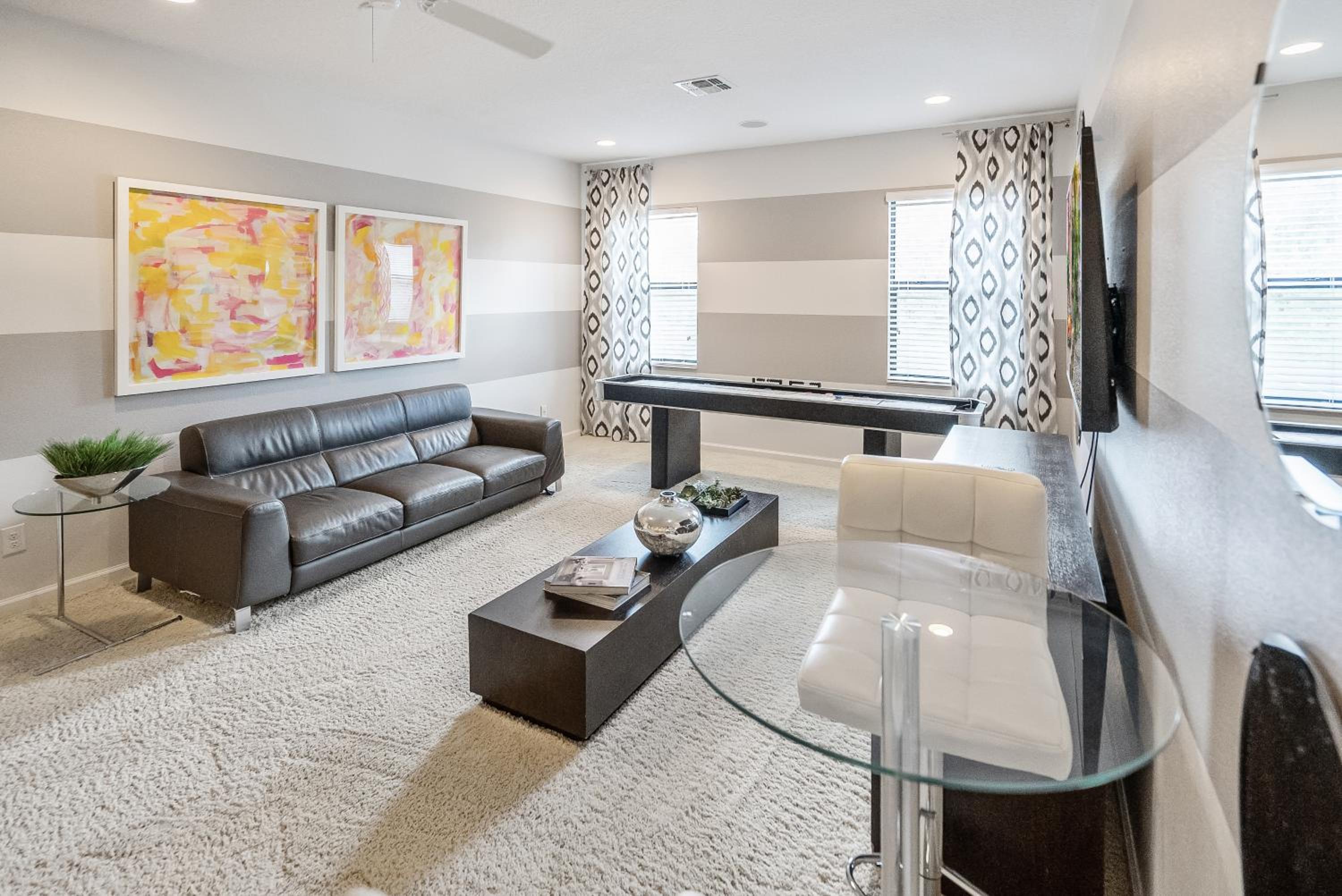 Veranda Palm Villa w Pool Game room near Disney