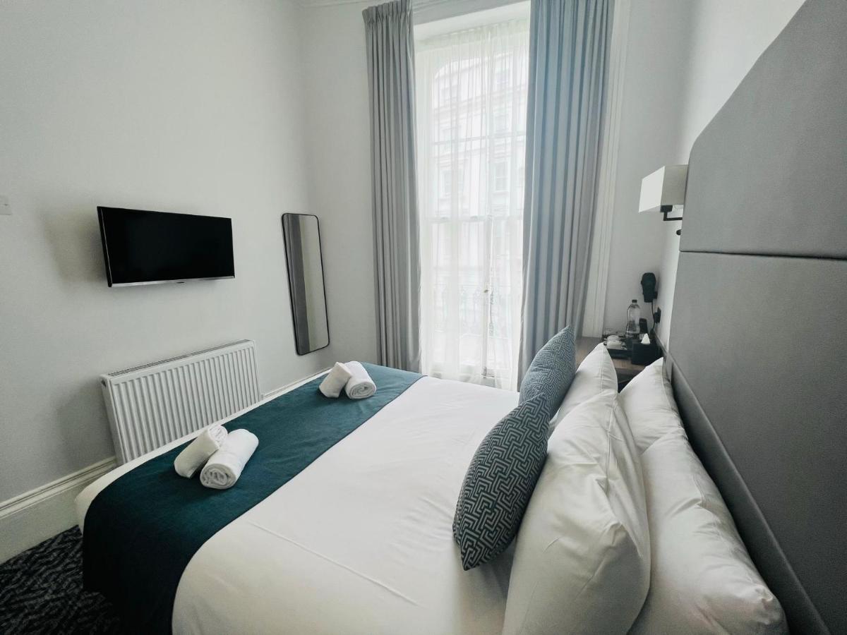 The J Hyde Park 35
