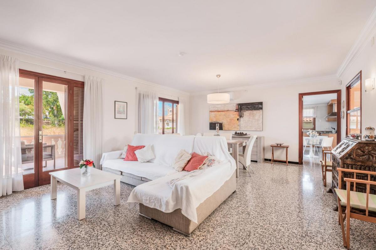 Villa Tacaritx view 5