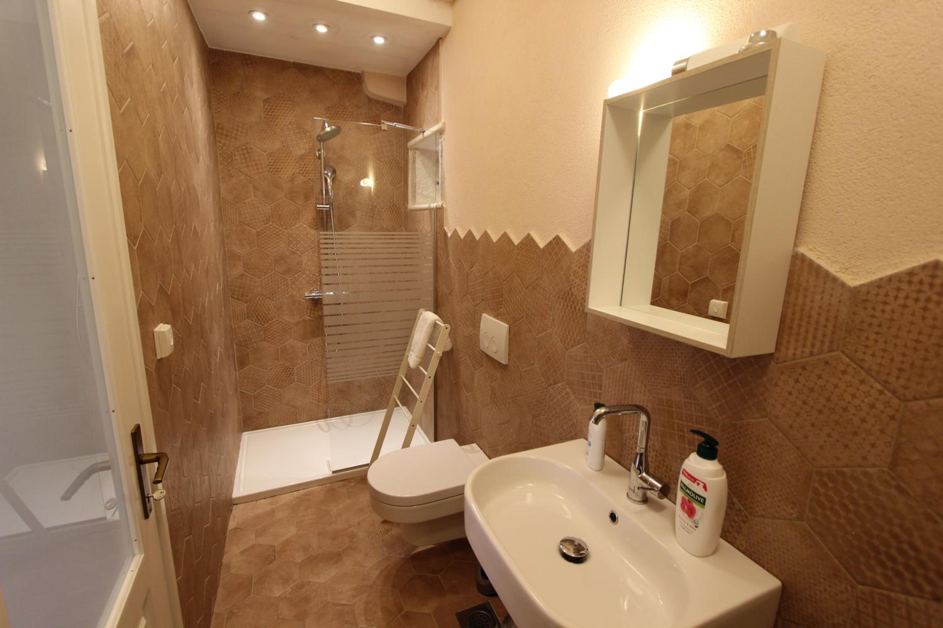Central Apartments Integrated Hotel