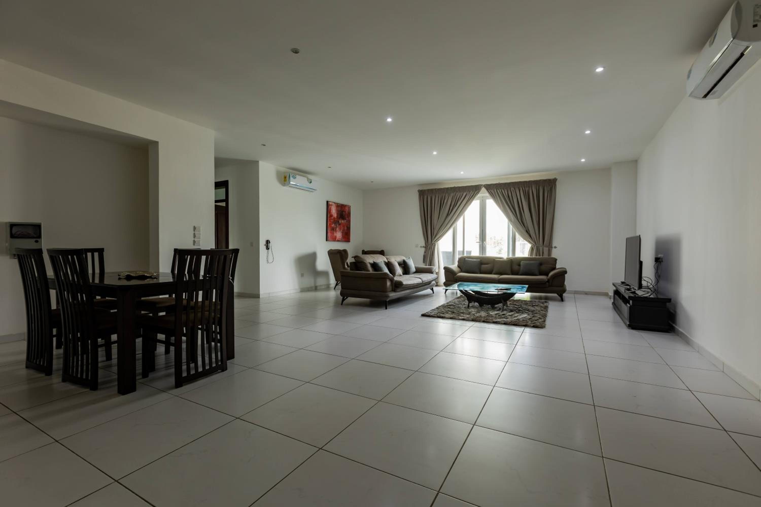 Accra Fine Suites - Henrietta's Residences view 2