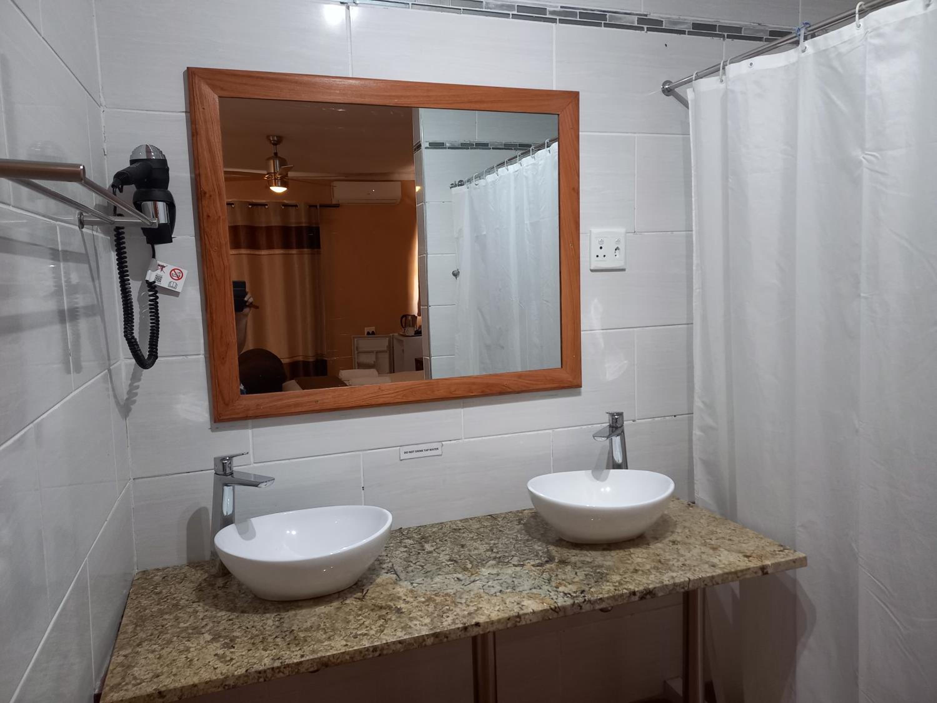 Divundu Guest House