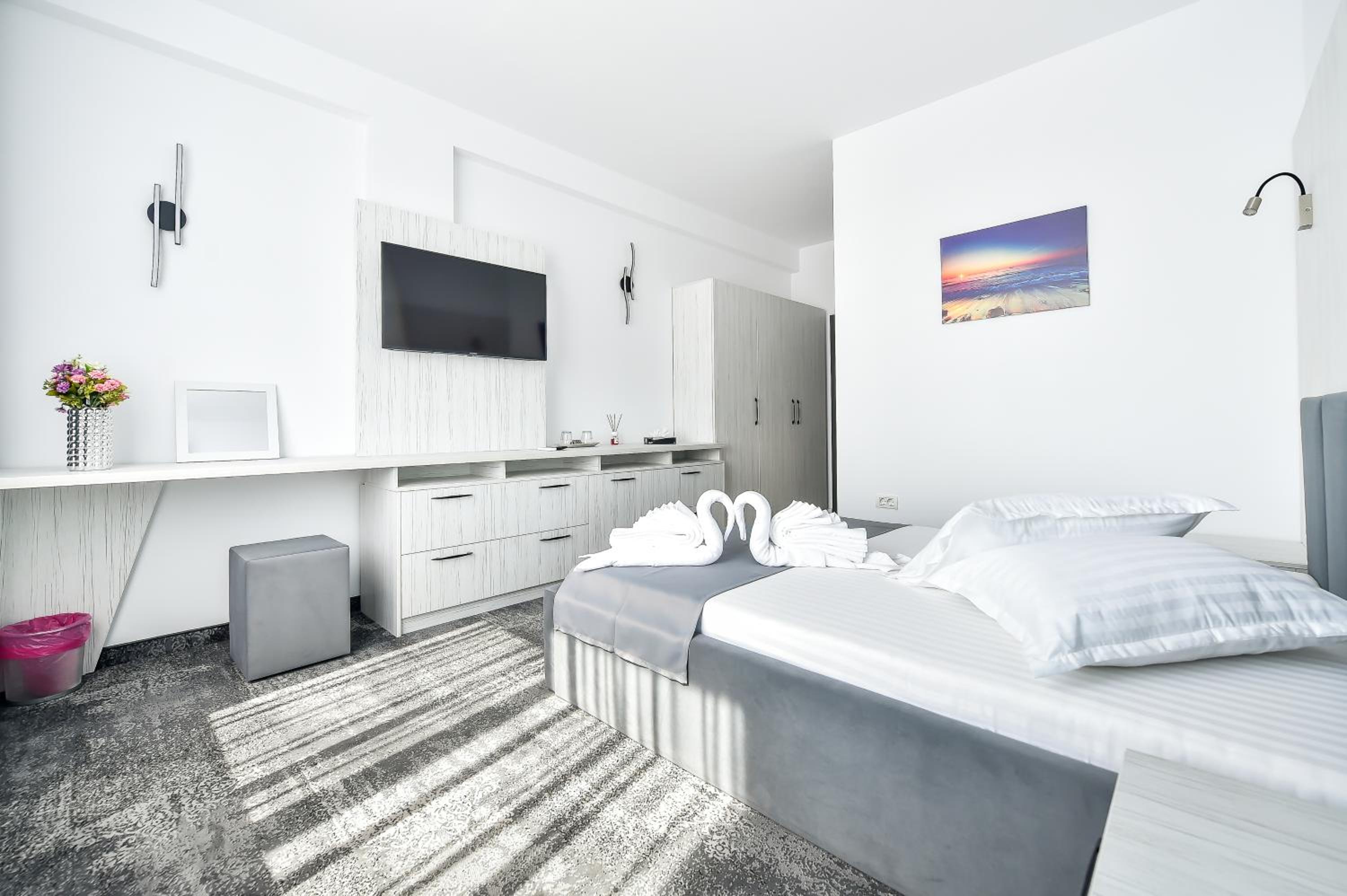 Alutus Boutique