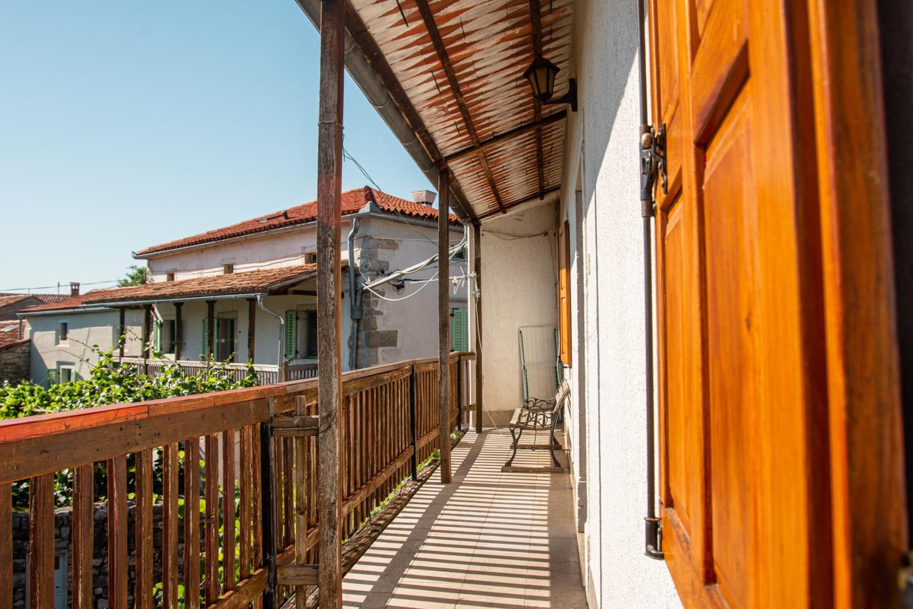 Apartma Na skdnu view 2