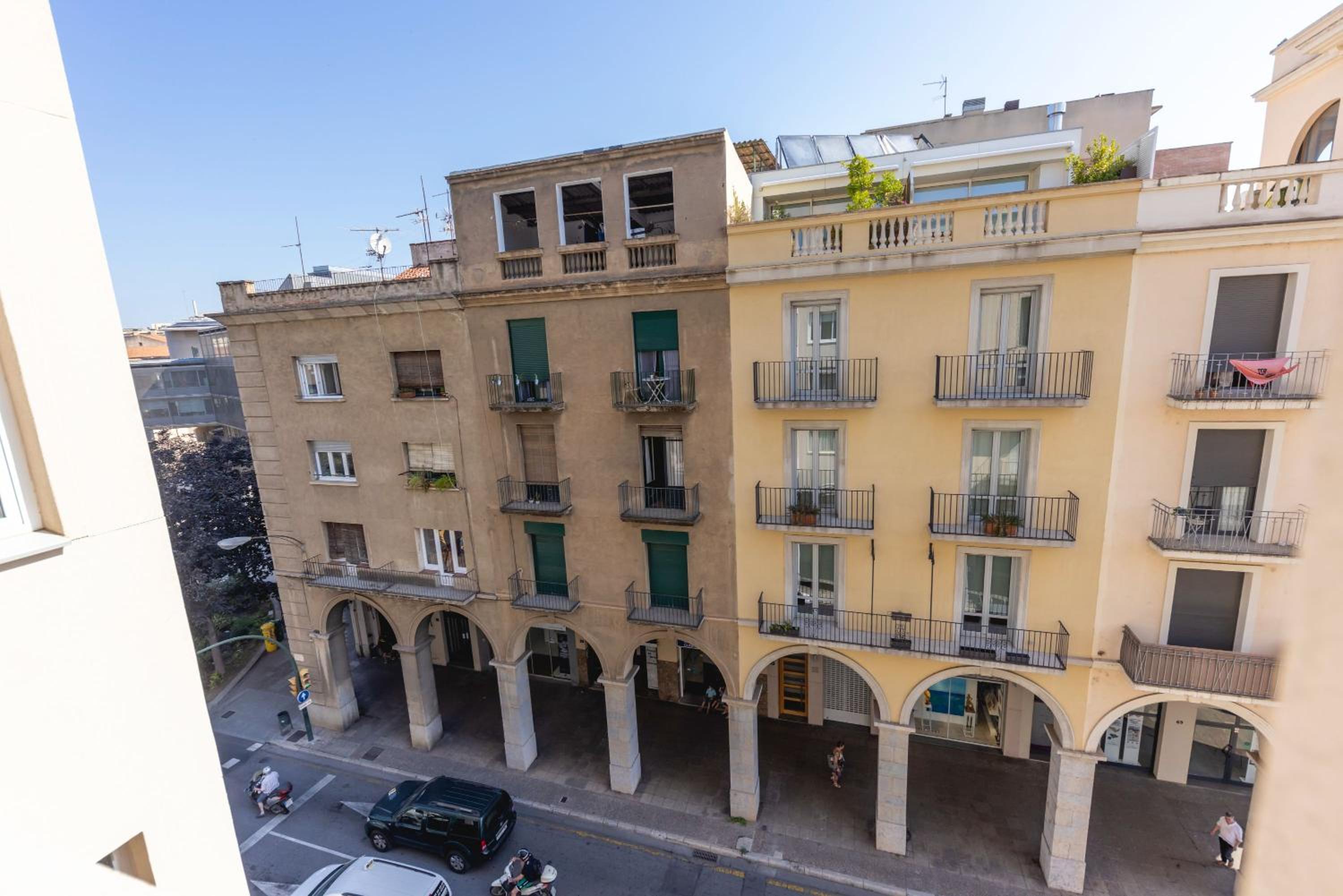 Bravissimo Les Voltes, Modern 1-bedroom apartment view 2
