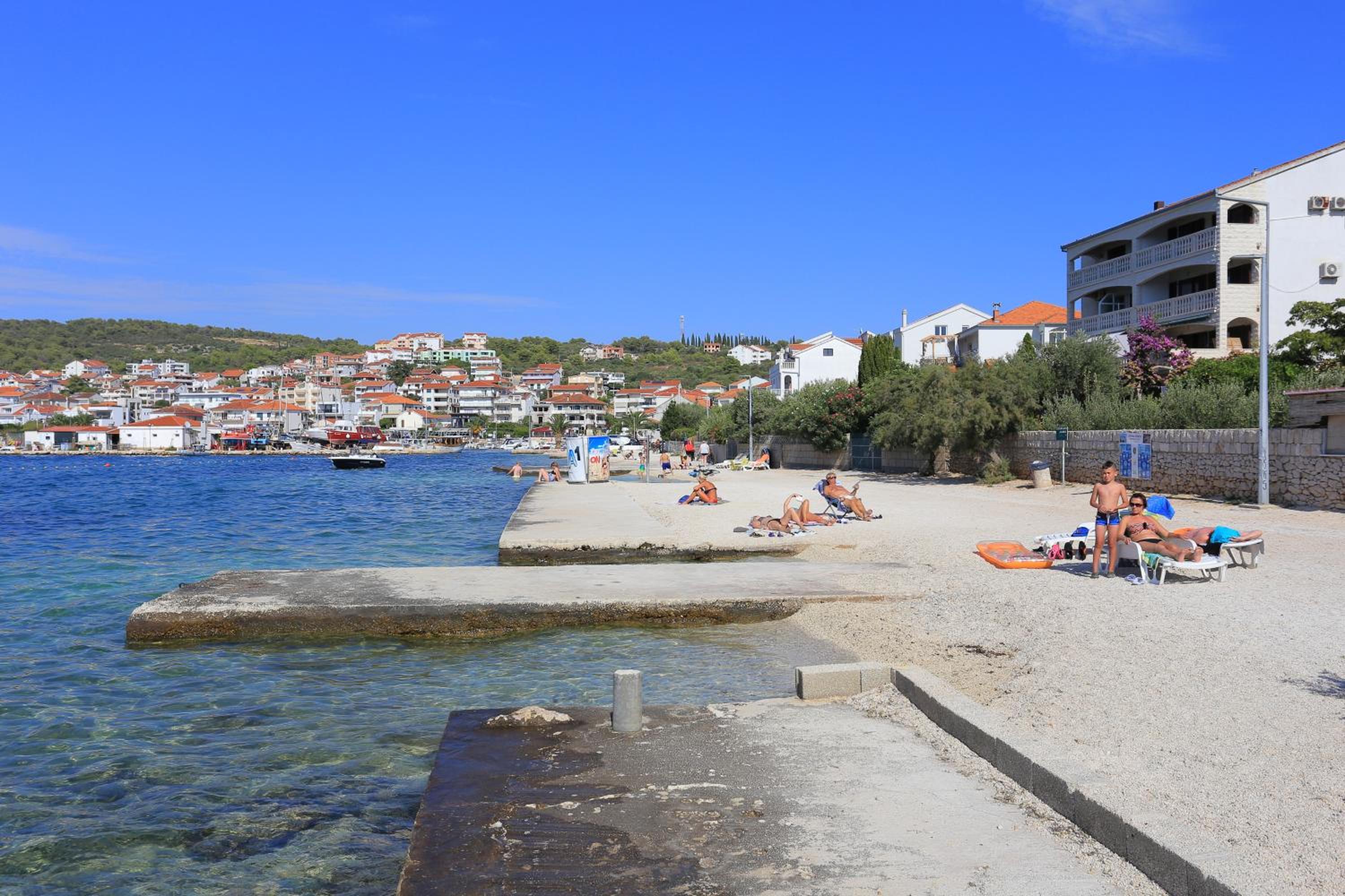 Apartments by the sea Okrug Gornji, Ciovo - 19086 view 3