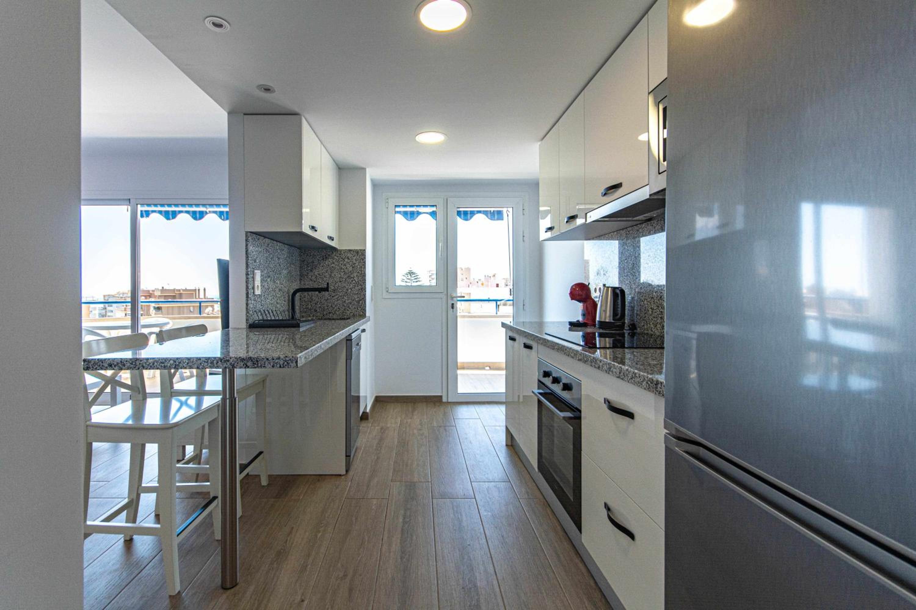 Lisasol. Apartamento con vistas al mar.