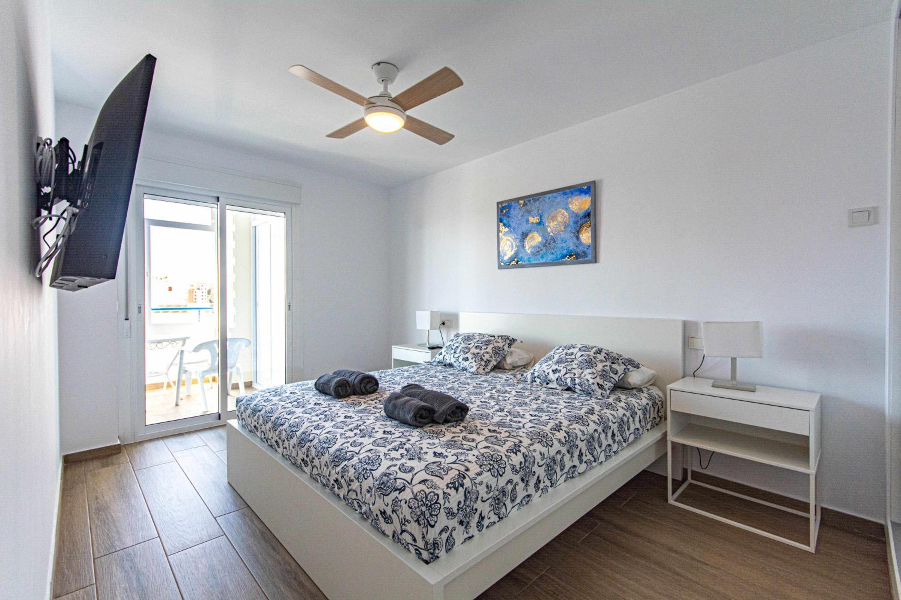 Lisasol. Apartamento con vistas al mar.