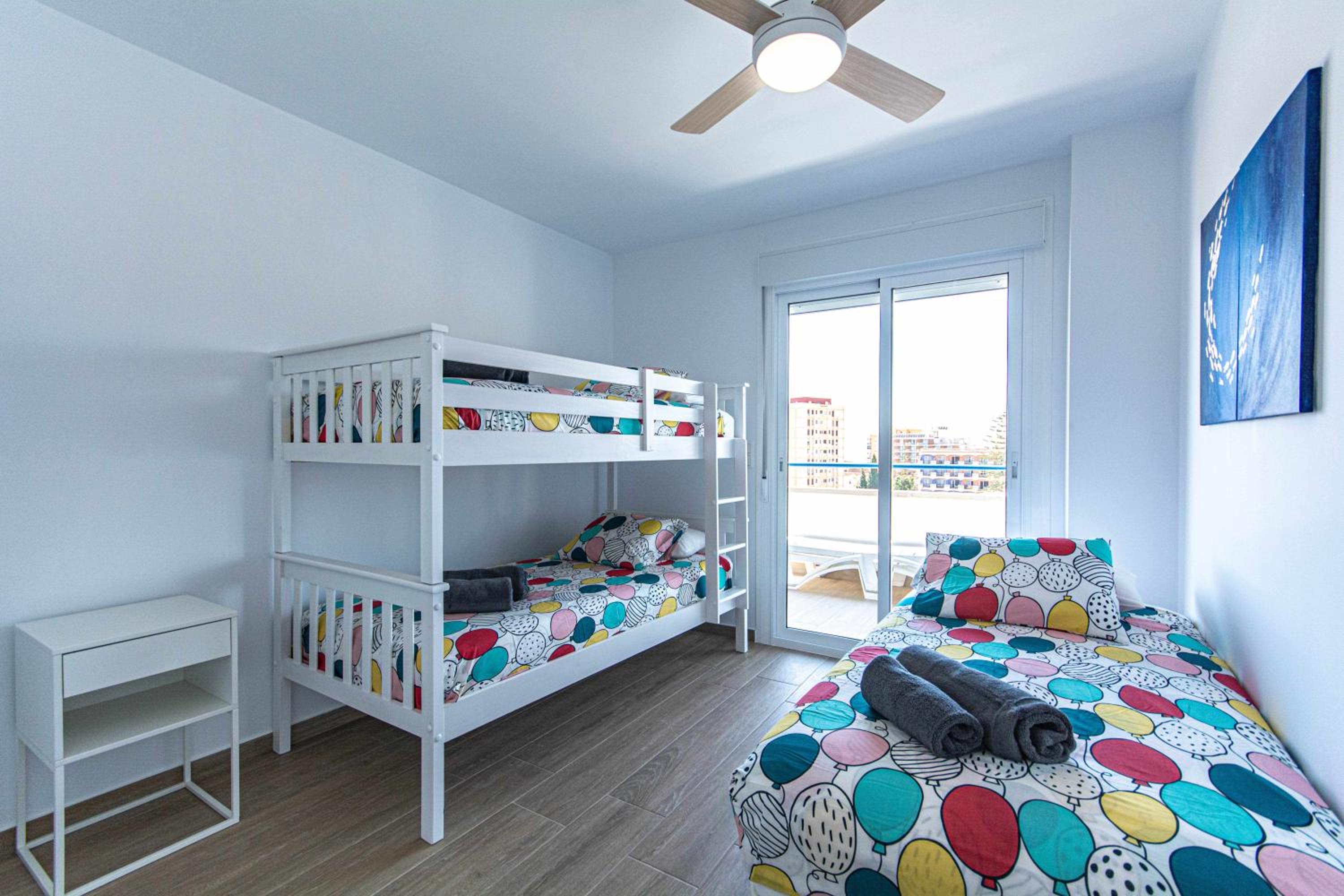 Lisasol. Apartamento con vistas al mar.