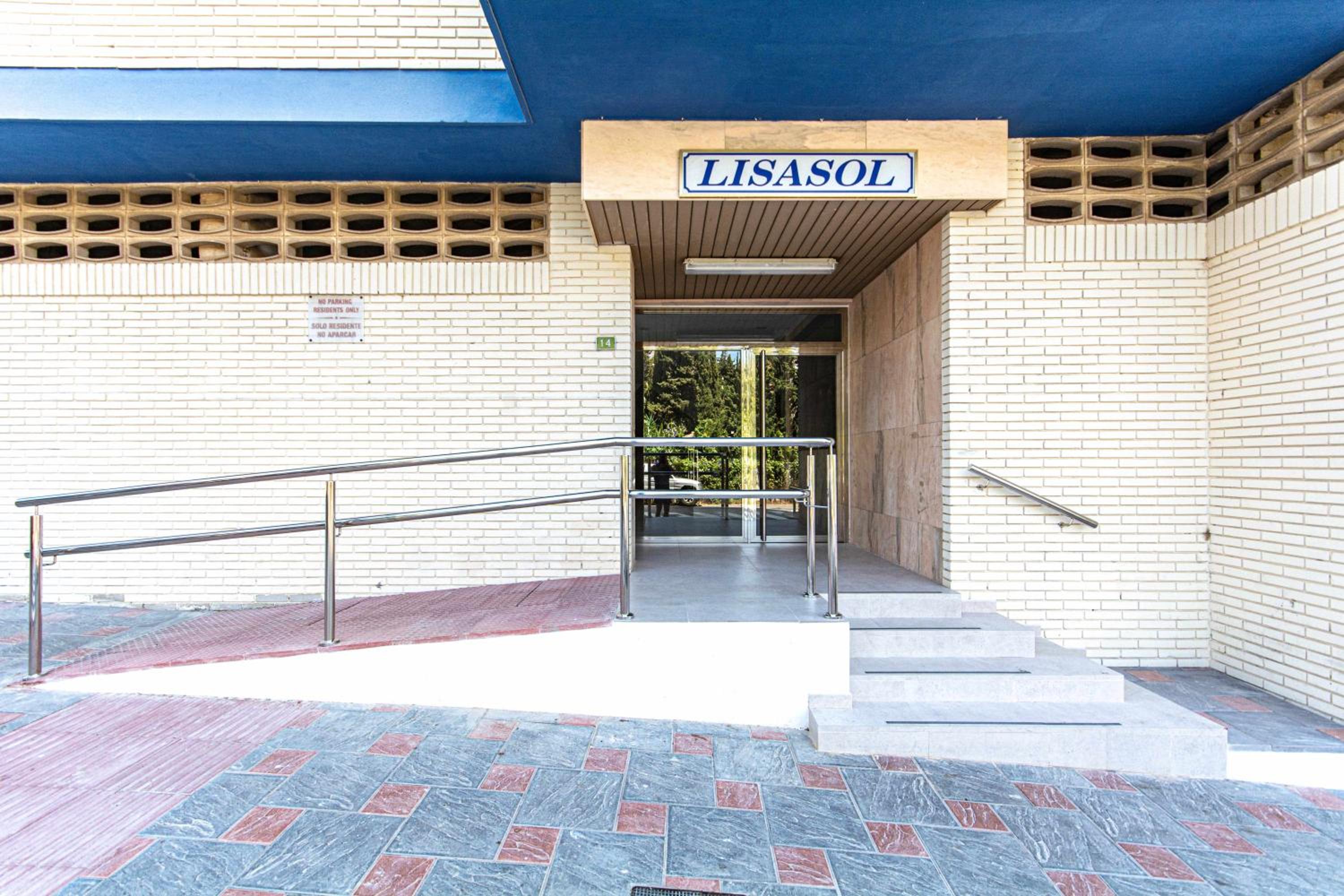 Lisasol. Apartamento con vistas al mar.