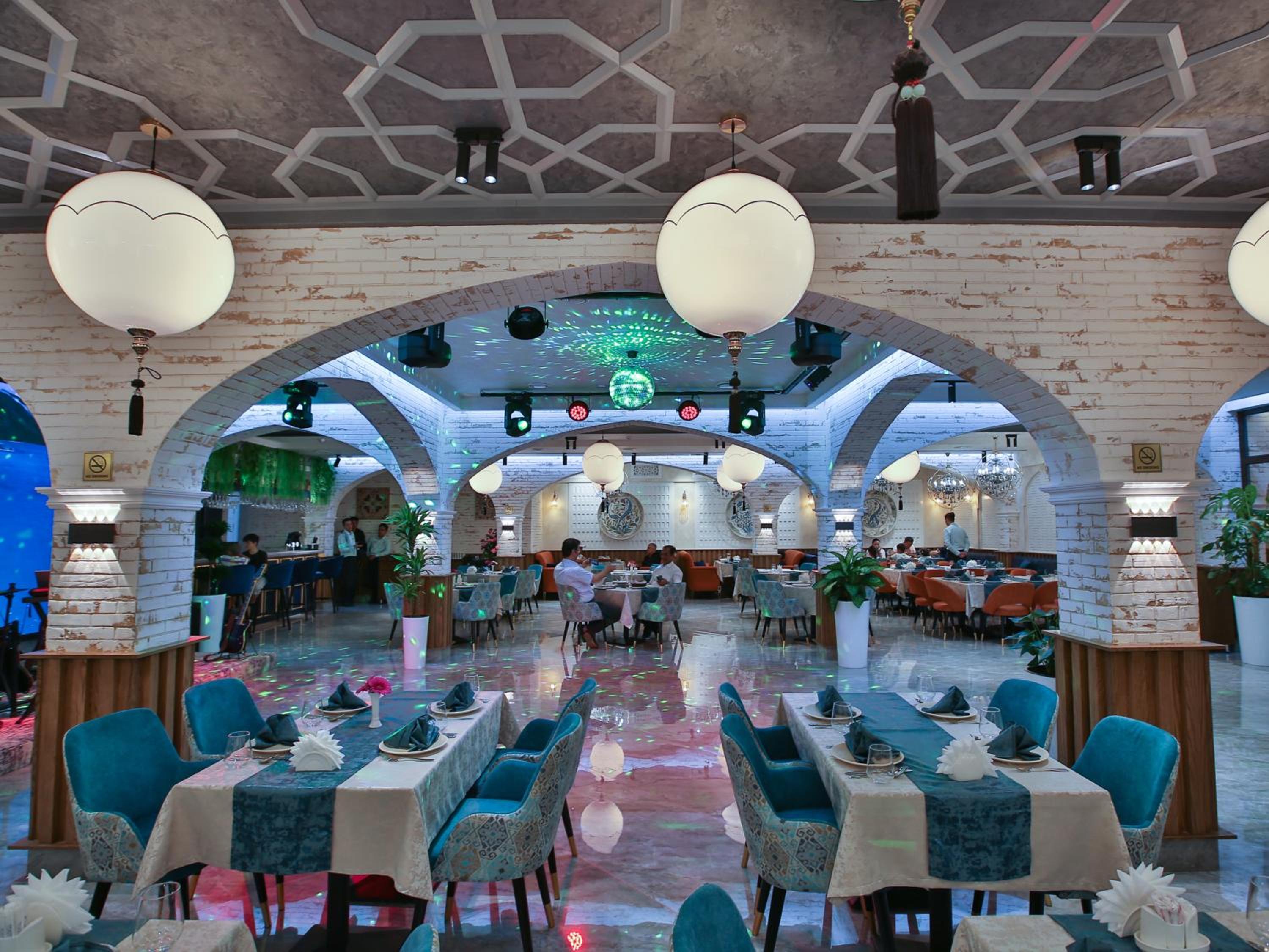 restaurant