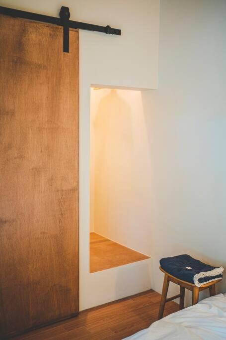 Jongno Haru - Modern Private Hanok stay for only one group view 3