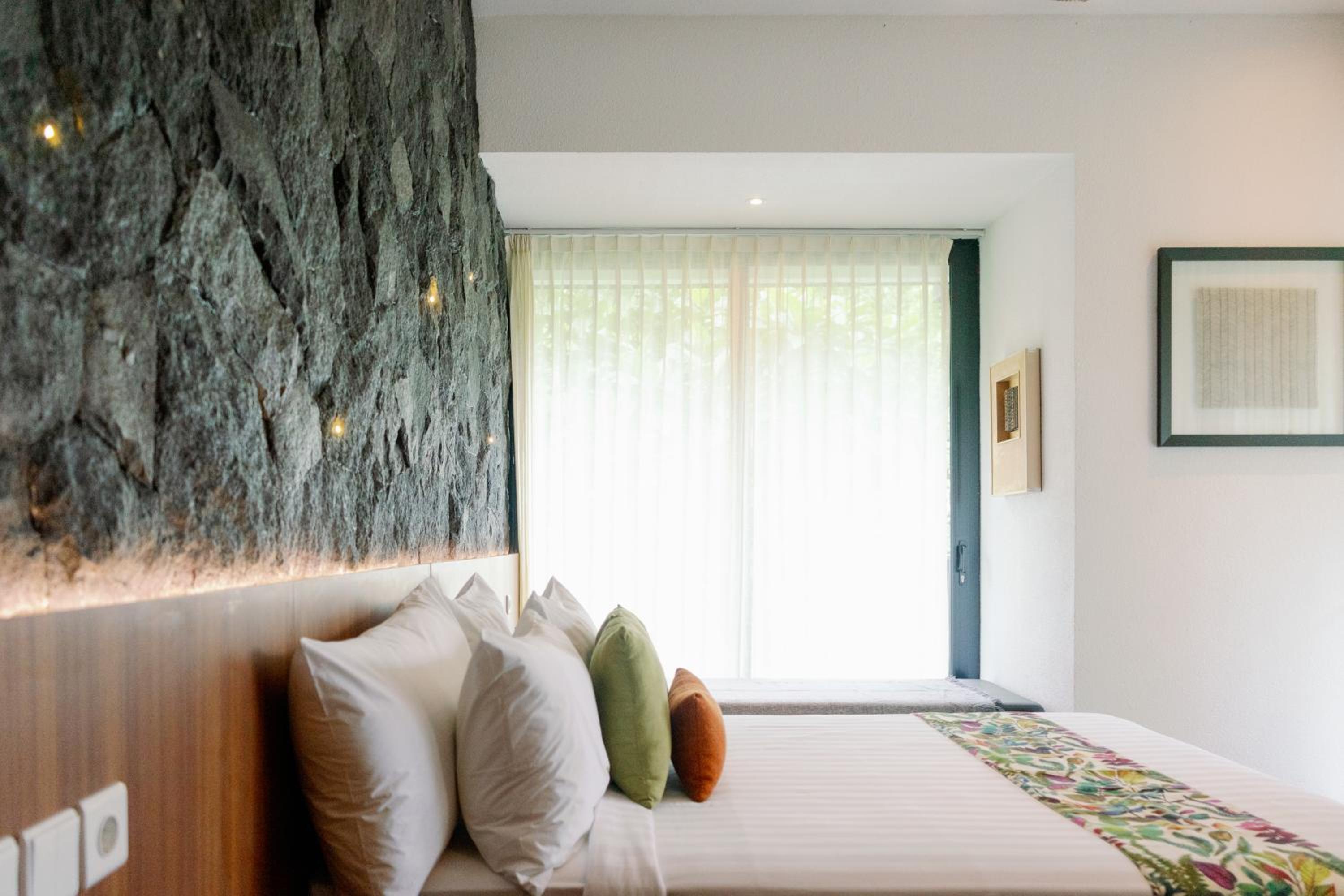 Zenubud