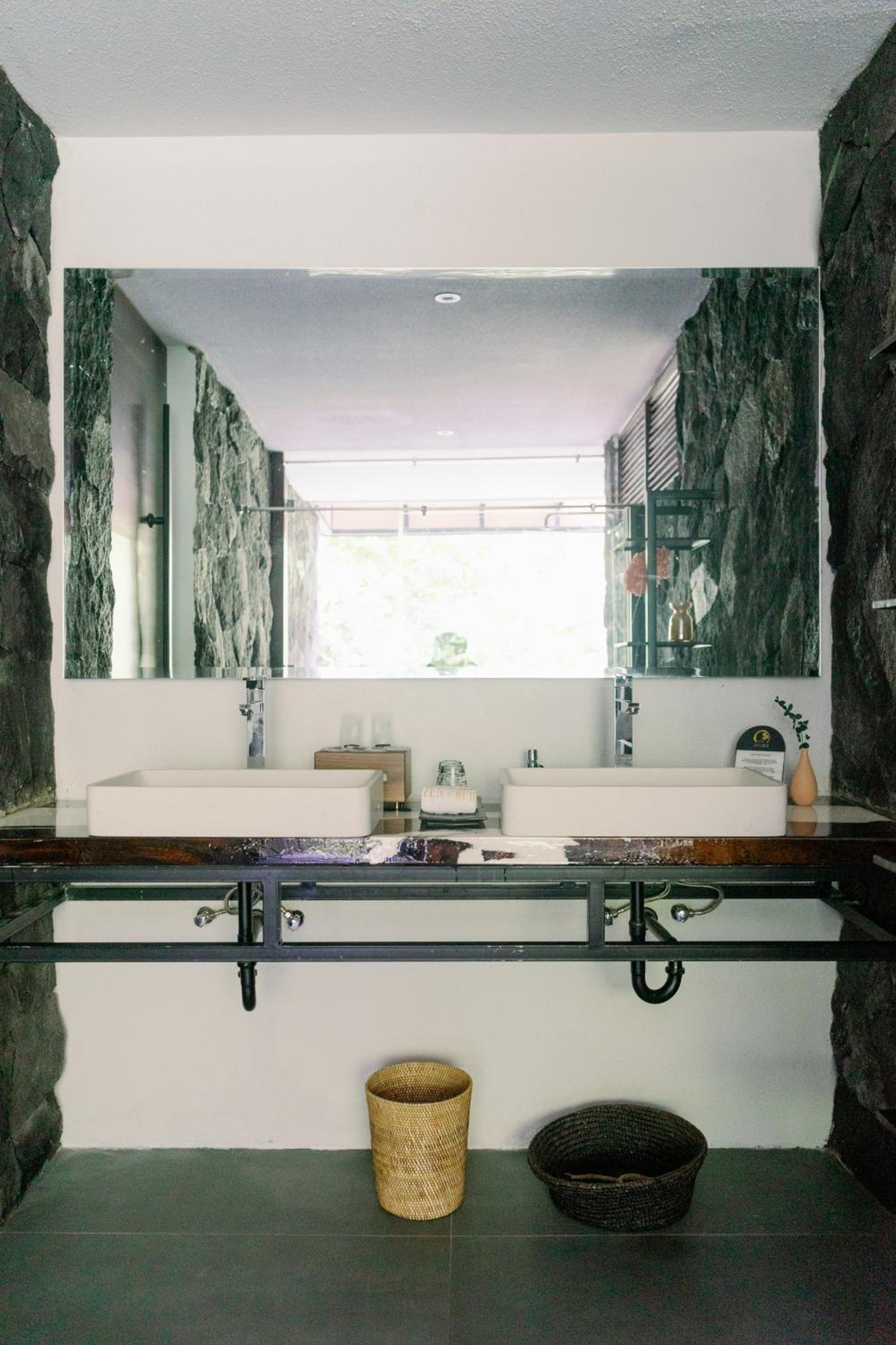 Zenubud