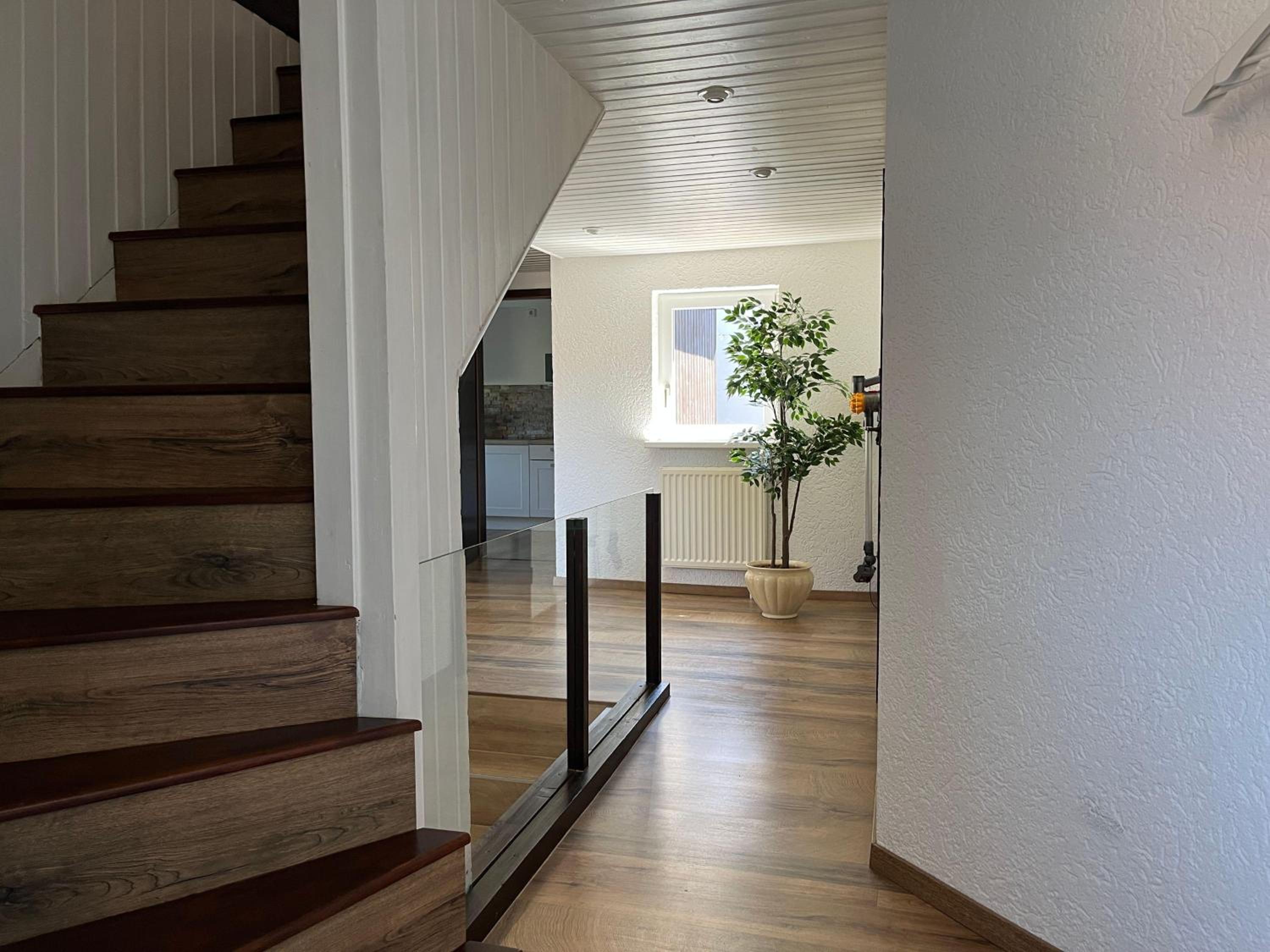 Saechsische-Schweiz-Ferienhaus-Wohnung-1-mit-Elbblick-Sauna-und-Kamin
